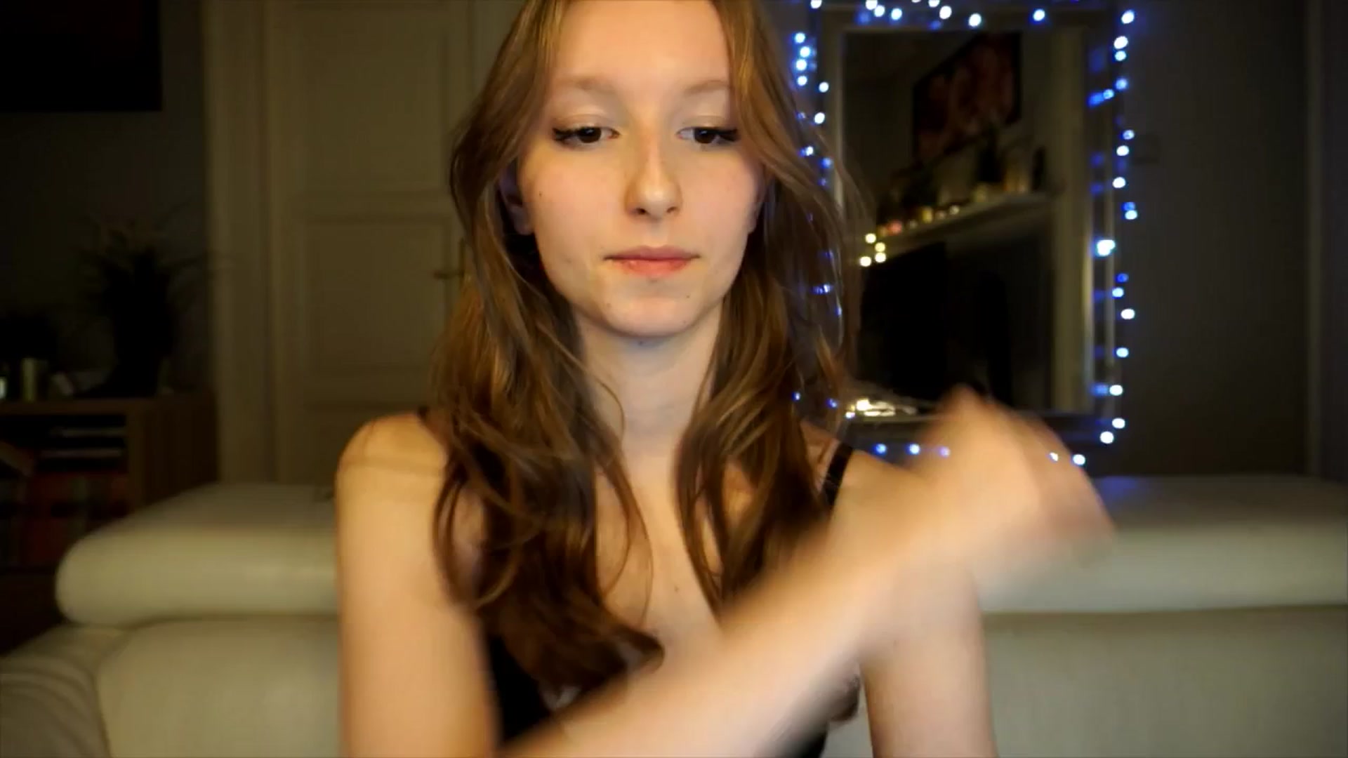Gallery image thumbnail from Sw33t_g1rl's myfreecams stream on, 02/13/2026, 19:40 image 19 of 20