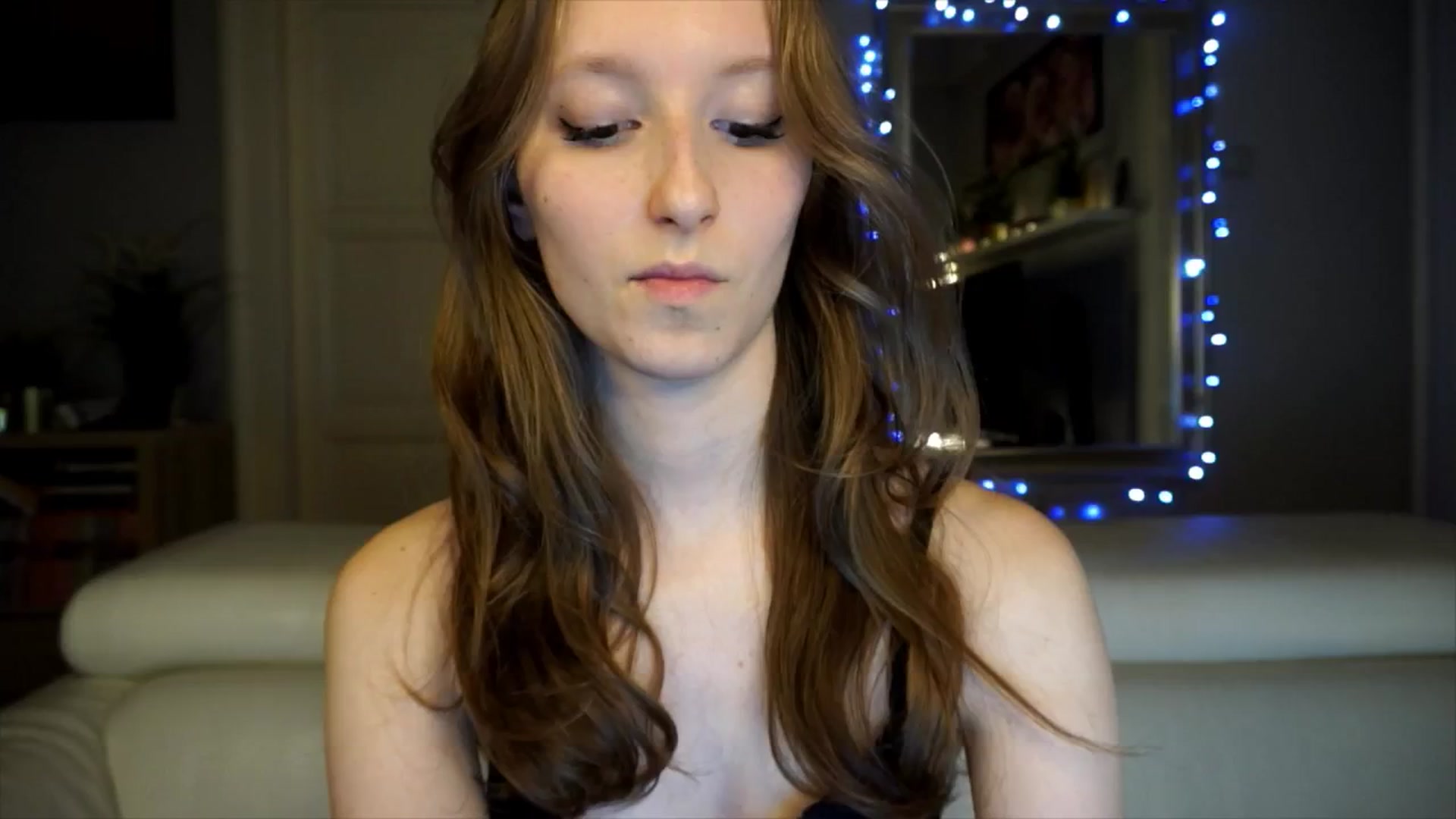 Gallery image thumbnail from Sw33t_g1rl's myfreecams stream on, 02/13/2026, 19:40 image 10 of 20