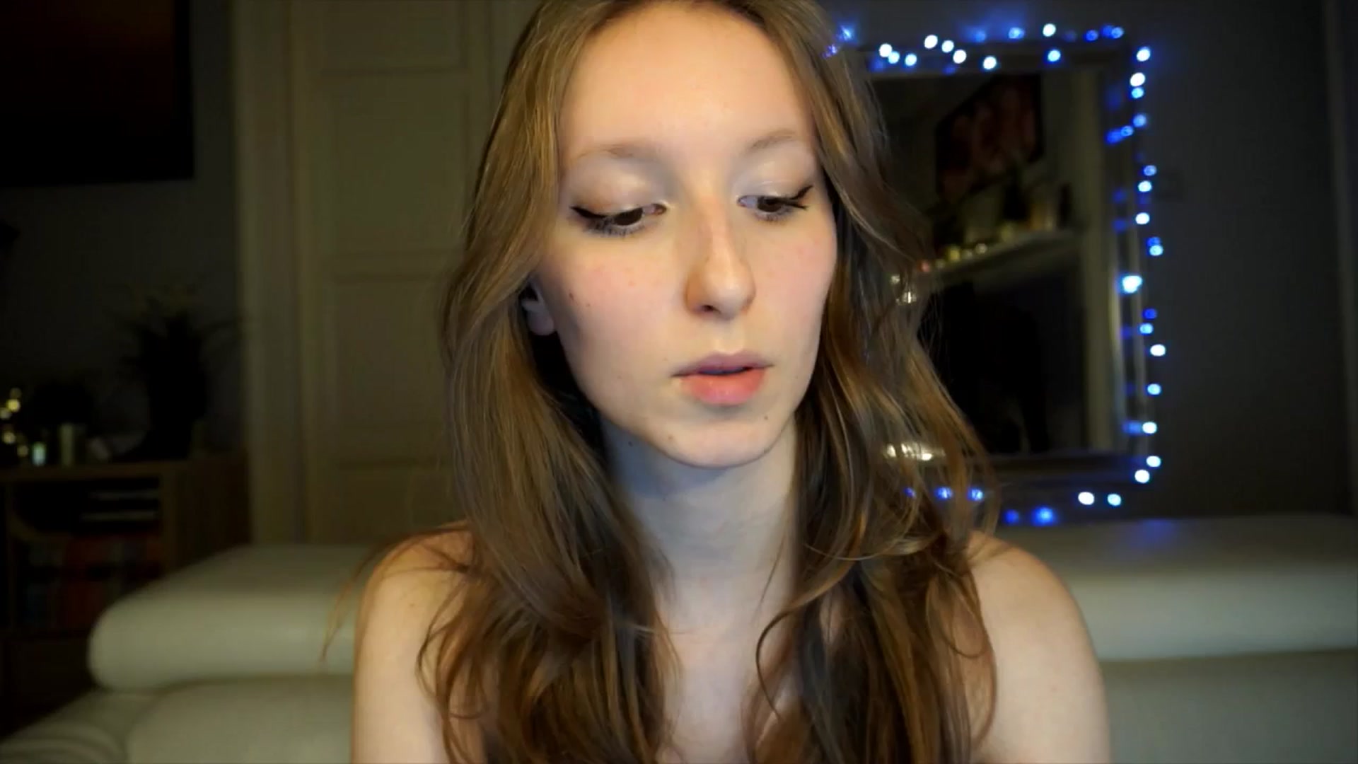 Gallery image thumbnail from Sw33t_g1rl's myfreecams stream on, 02/14/2026, 21:06 image 3 of 20