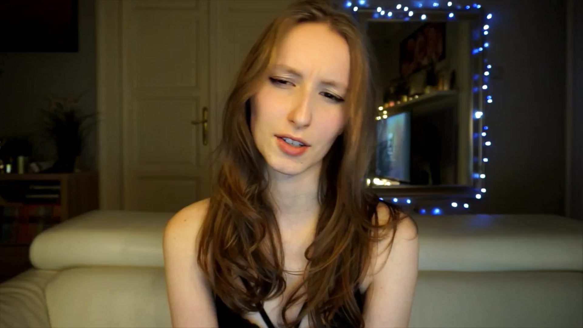 Gallery image thumbnail from Sw33t_g1rl's myfreecams stream on, 02/16/2026, 18:23 image 8 of 20