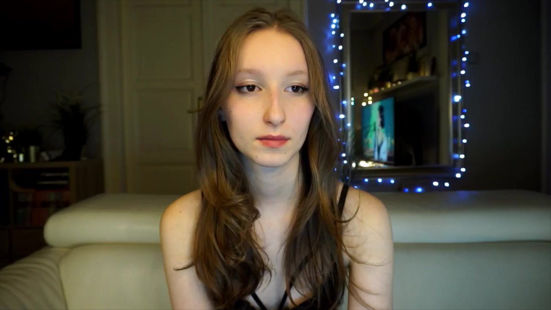 Gallery image thumbnail from Sw33t_g1rl's myfreecams stream on, 02/16/2026, 21:05 image 4 of 20