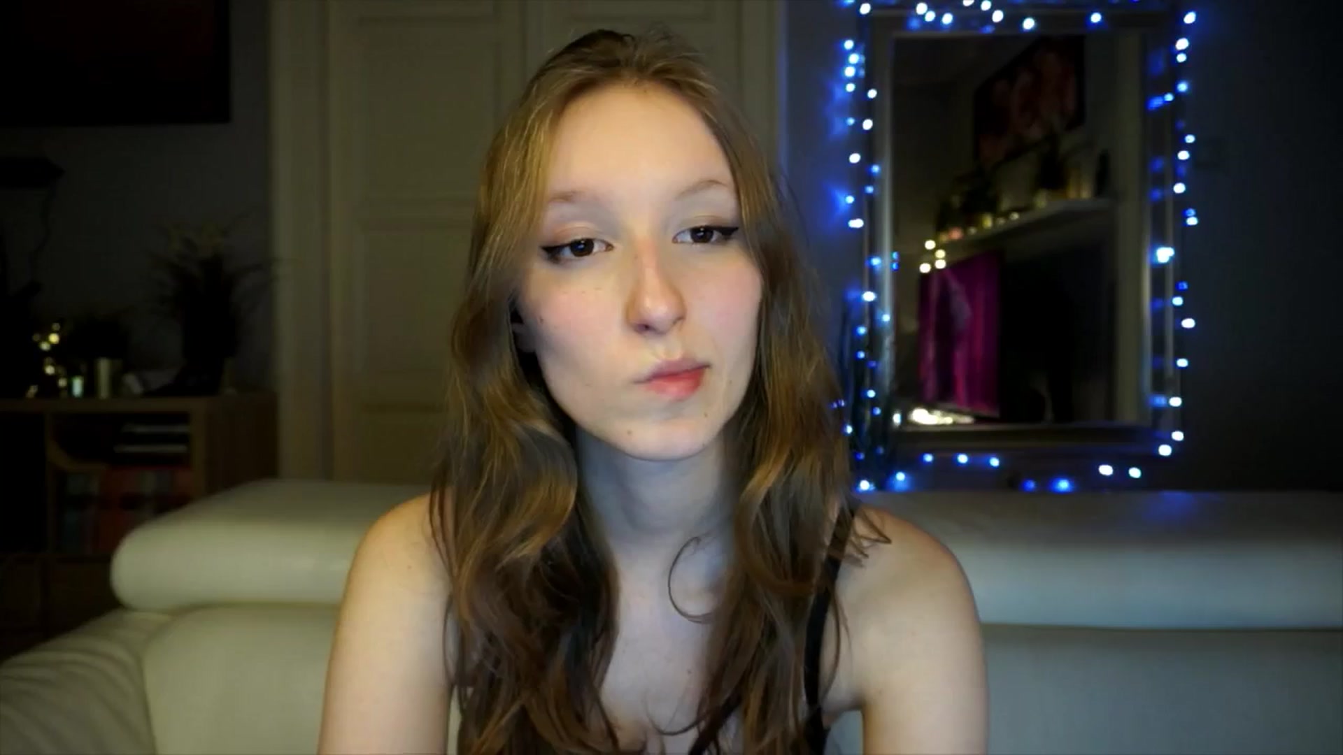 Gallery image thumbnail from Sw33t_g1rl's myfreecams stream on, 02/17/2026, 21:01 image 8 of 20