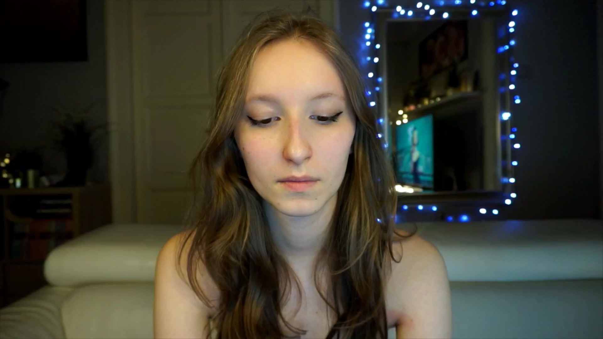 Gallery image thumbnail from Sw33t_g1rl's myfreecams stream on, 02/17/2026, 21:01 image 1 of 20