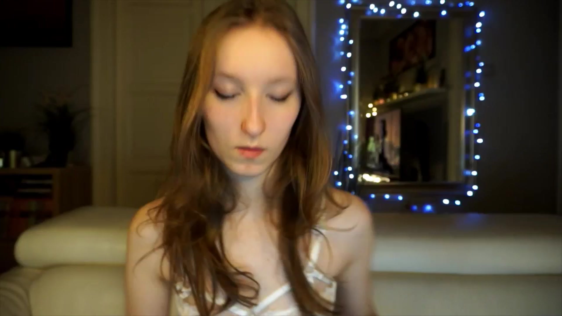 Gallery image thumbnail from Sw33t_g1rl's myfreecams stream on, 02/18/2026, 19:33 image 1 of 20