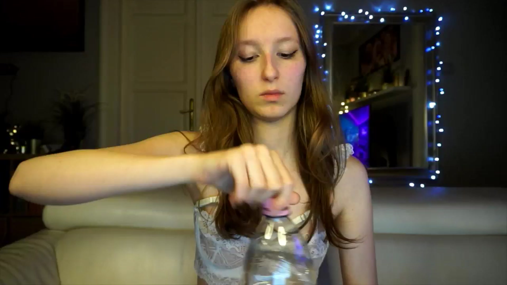 Gallery image thumbnail from Sw33t_g1rl's myfreecams stream on, 02/18/2026, 20:28 image 18 of 20