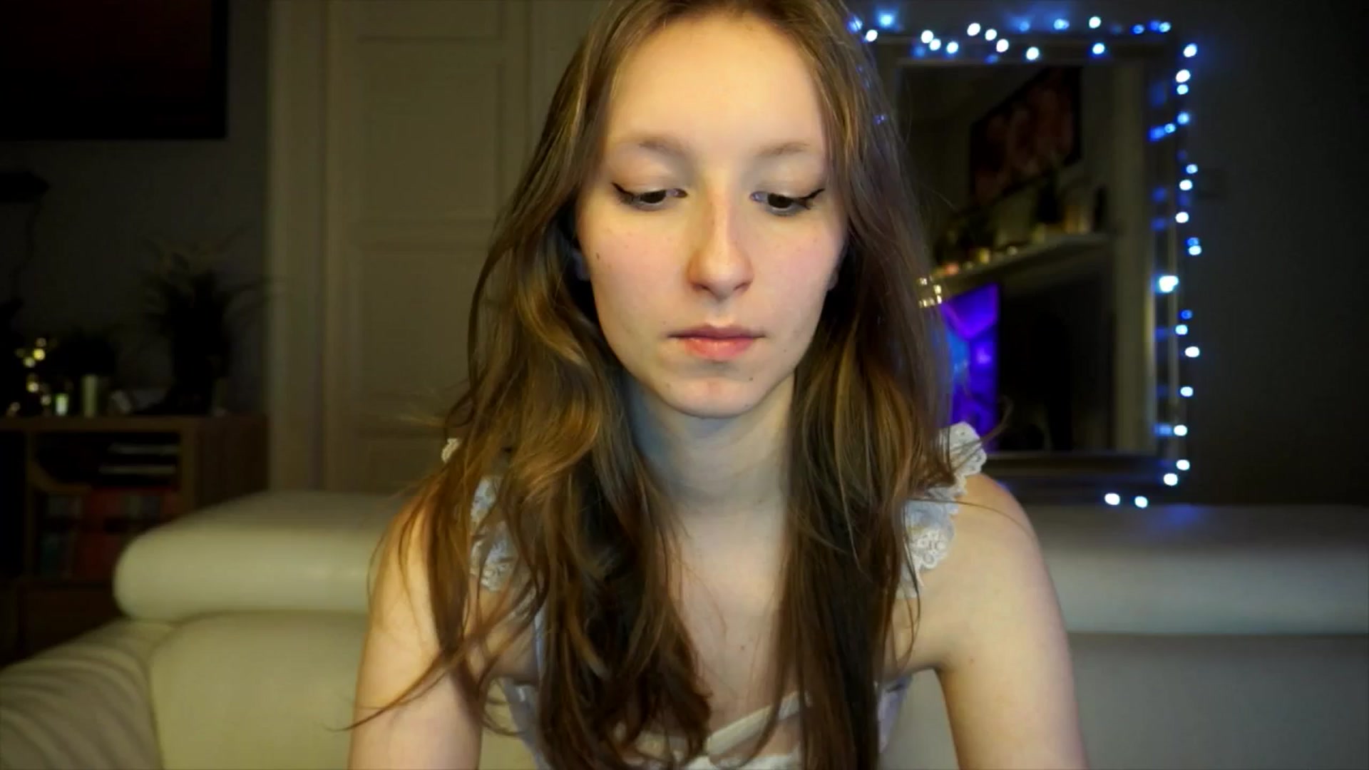 Gallery image thumbnail from Sw33t_g1rl's myfreecams stream on, 02/18/2026, 20:28 image 15 of 20