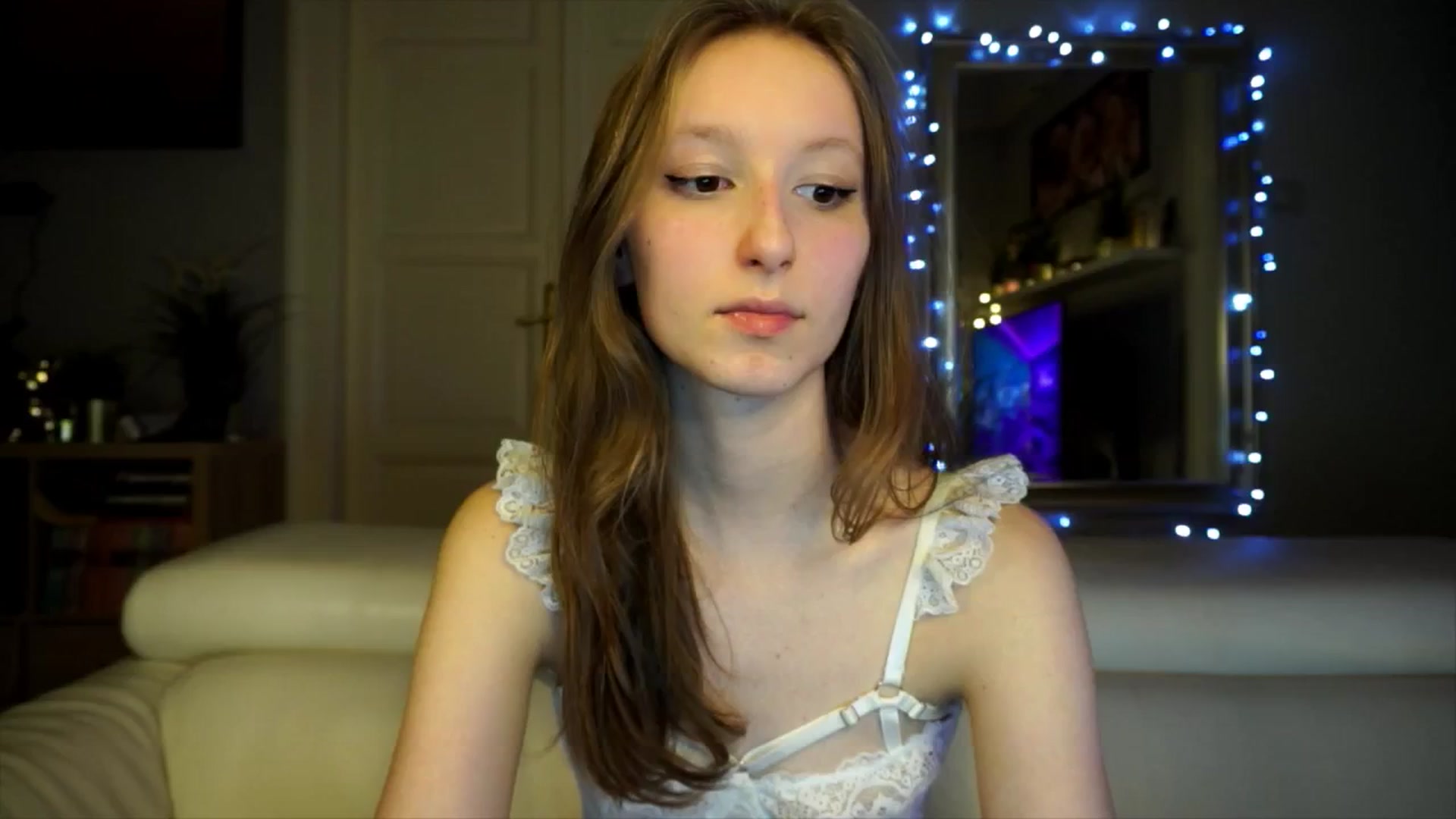 Gallery image thumbnail from Sw33t_g1rl's myfreecams stream on, 02/18/2026, 20:28 image 2 of 20