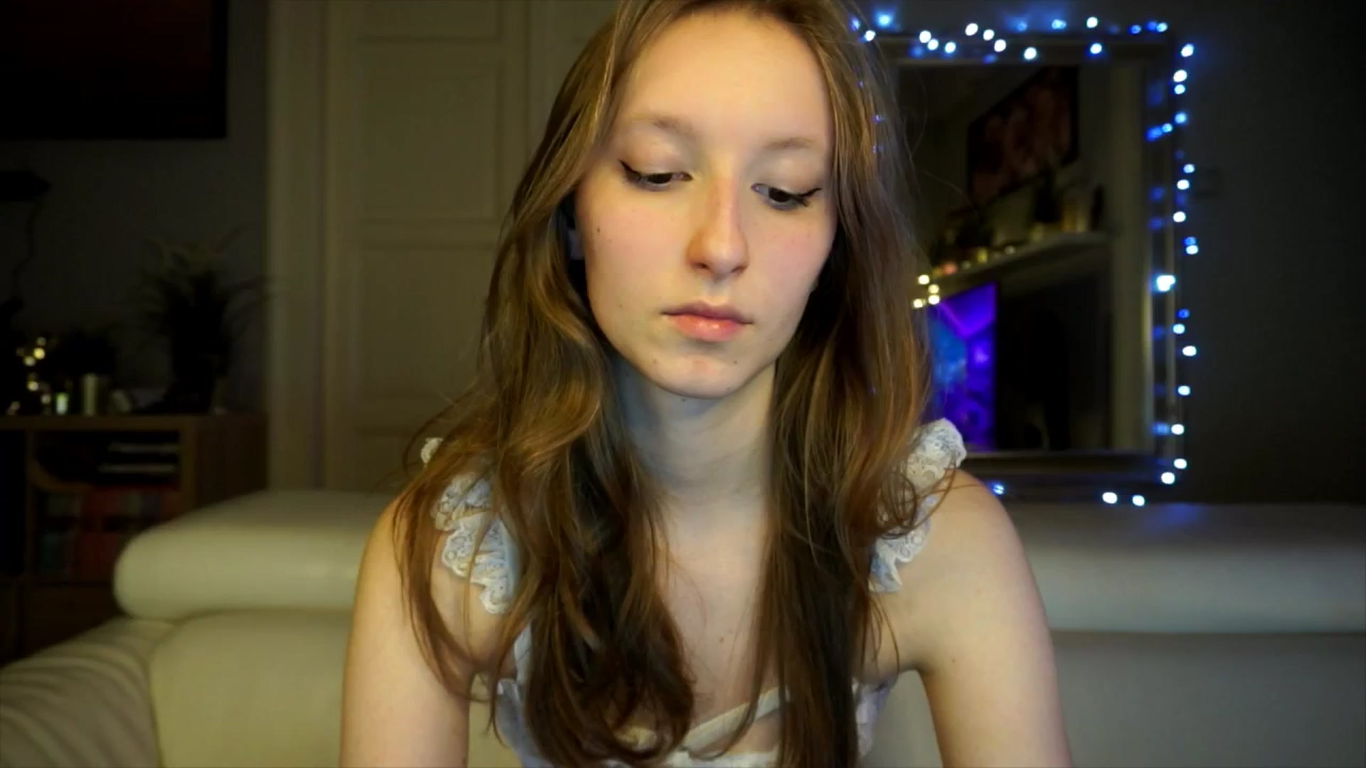 Gallery image thumbnail from Sw33t_g1rl's myfreecams stream on, 02/18/2026, 20:28 image 17 of 20
