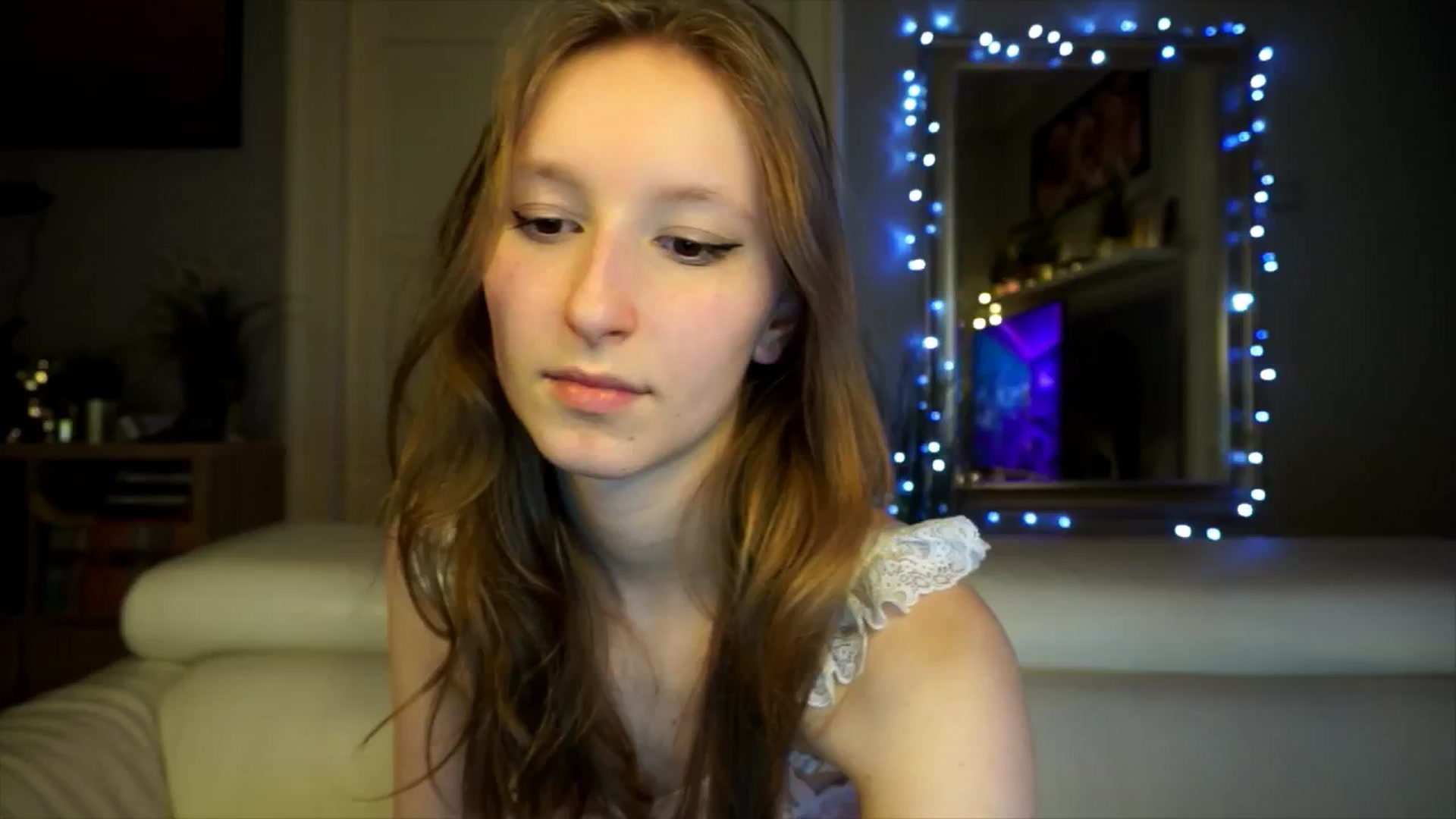 Gallery image thumbnail from Sw33t_g1rl's myfreecams stream on, 02/18/2026, 20:28 image 14 of 20