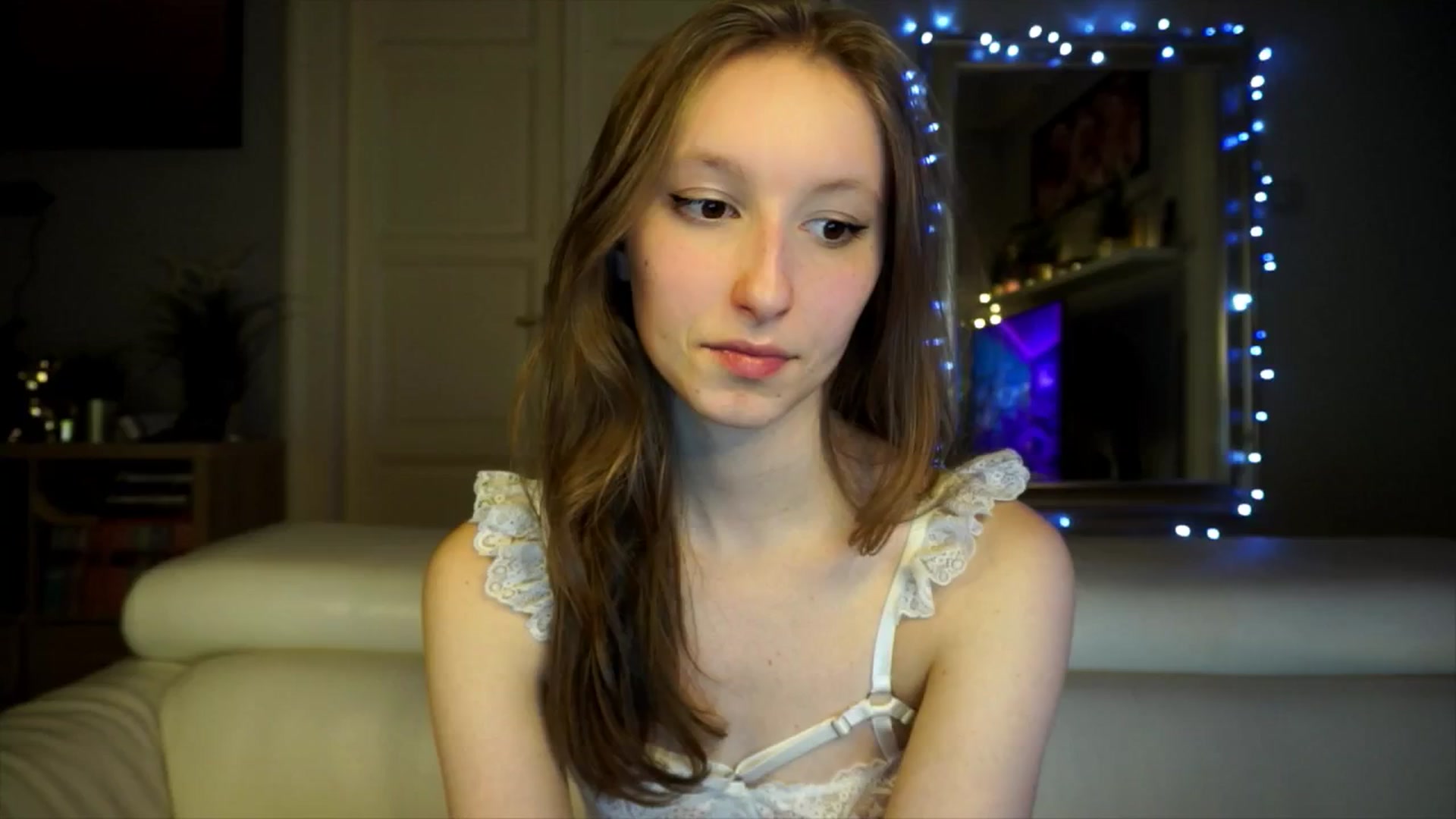Gallery image thumbnail from Sw33t_g1rl's myfreecams stream on, 02/18/2026, 20:28 image 1 of 20