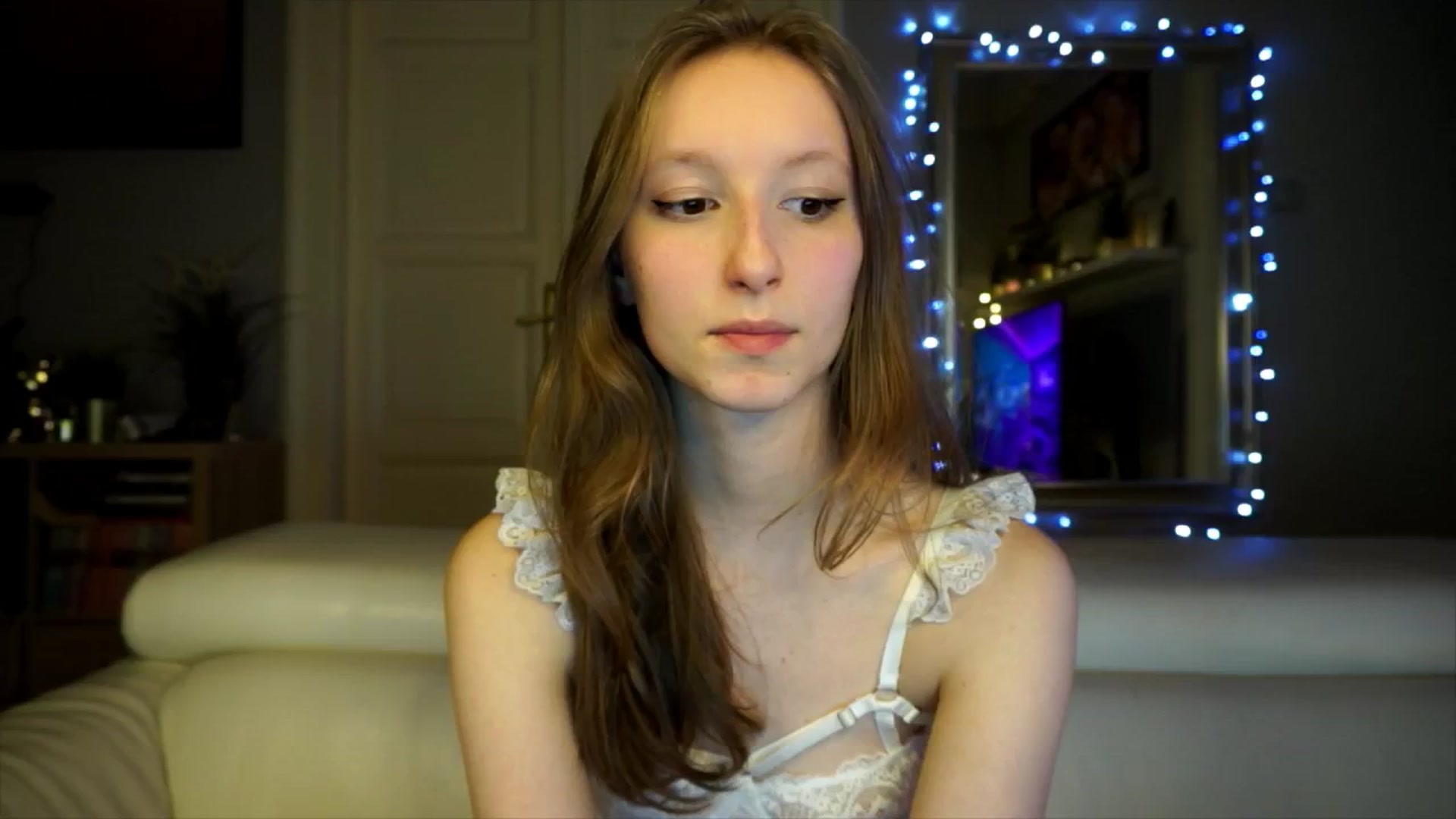 Gallery image thumbnail from Sw33t_g1rl's myfreecams stream on, 02/18/2026, 20:28 image 7 of 20
