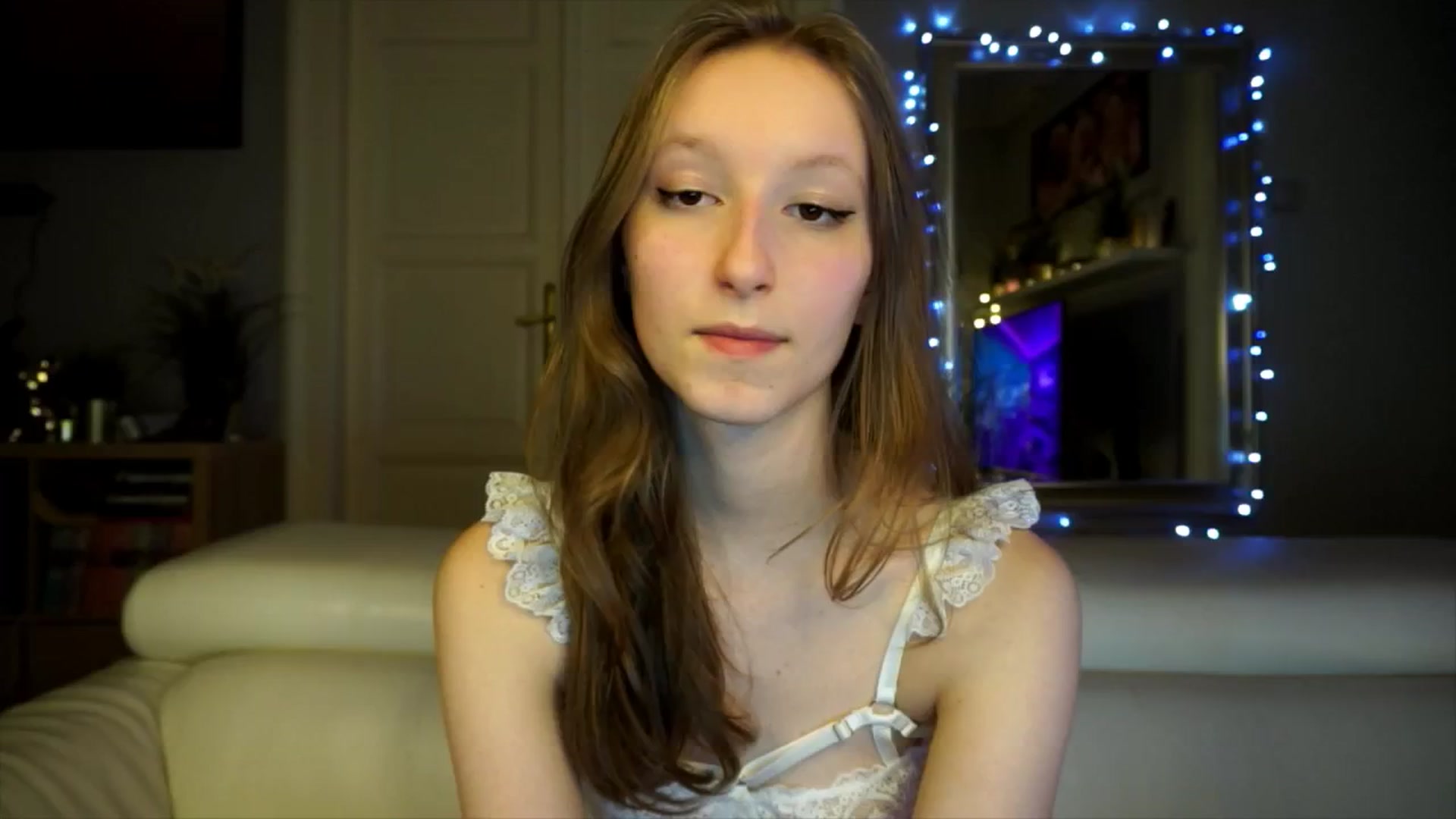 Gallery image thumbnail from Sw33t_g1rl's myfreecams stream on, 02/18/2026, 20:28 image 6 of 20