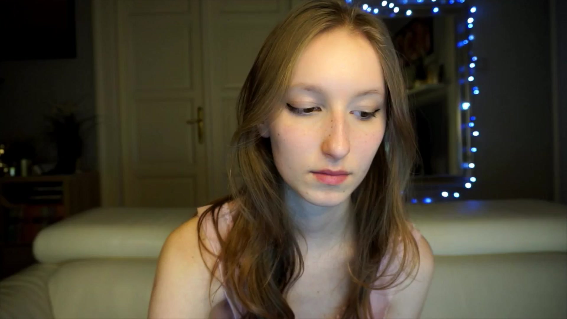 Gallery image thumbnail from Sw33t_g1rl's myfreecams stream on, 02/20/2026, 18:48 image 2 of 20