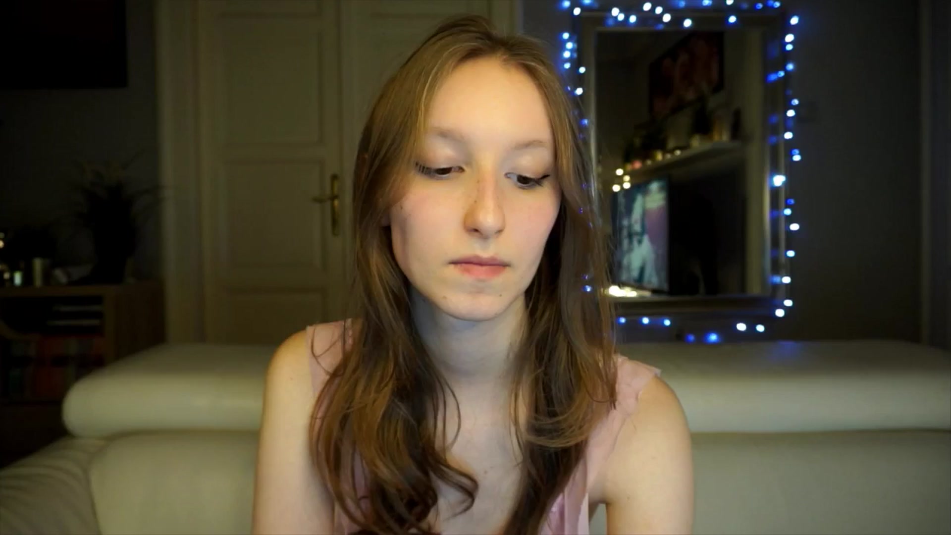 Gallery image thumbnail from Sw33t_g1rl's myfreecams stream on, 02/20/2026, 18:48 image 11 of 20