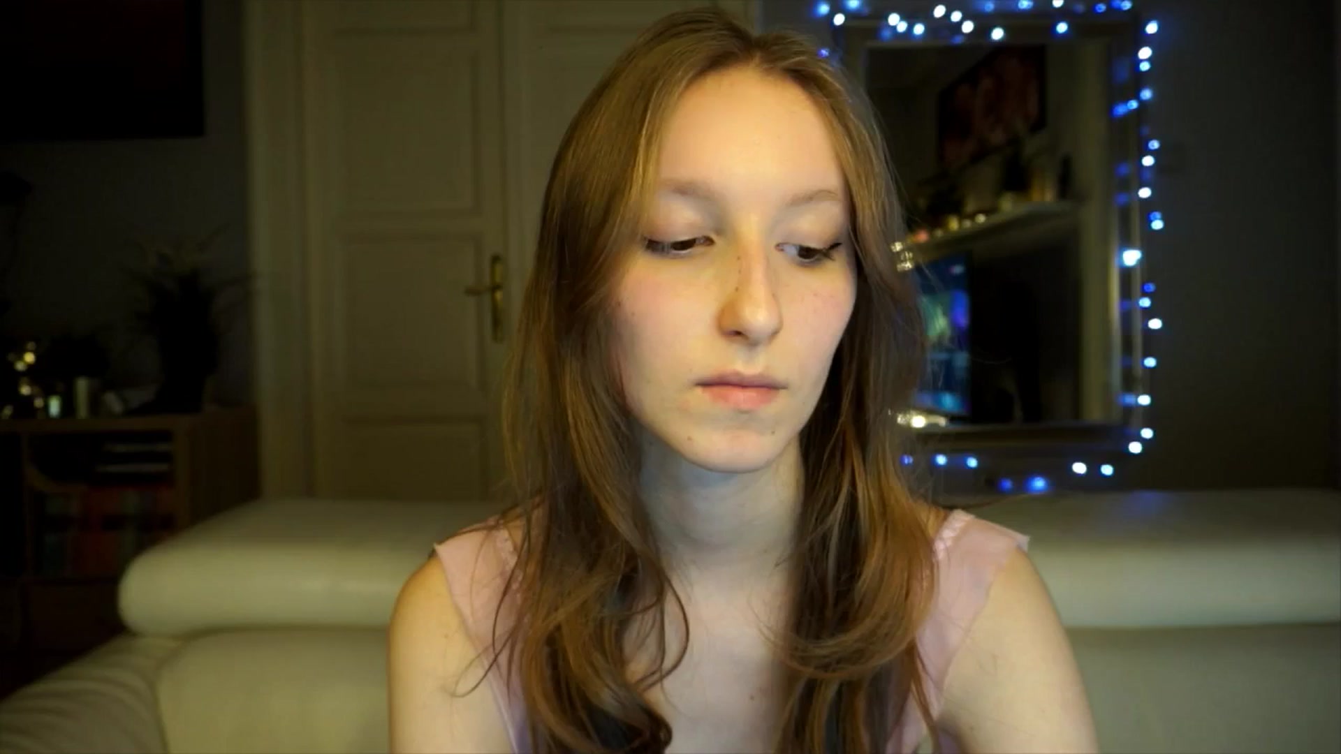 Gallery image thumbnail from Sw33t_g1rl's myfreecams stream on, 02/20/2026, 18:48 image 20 of 20