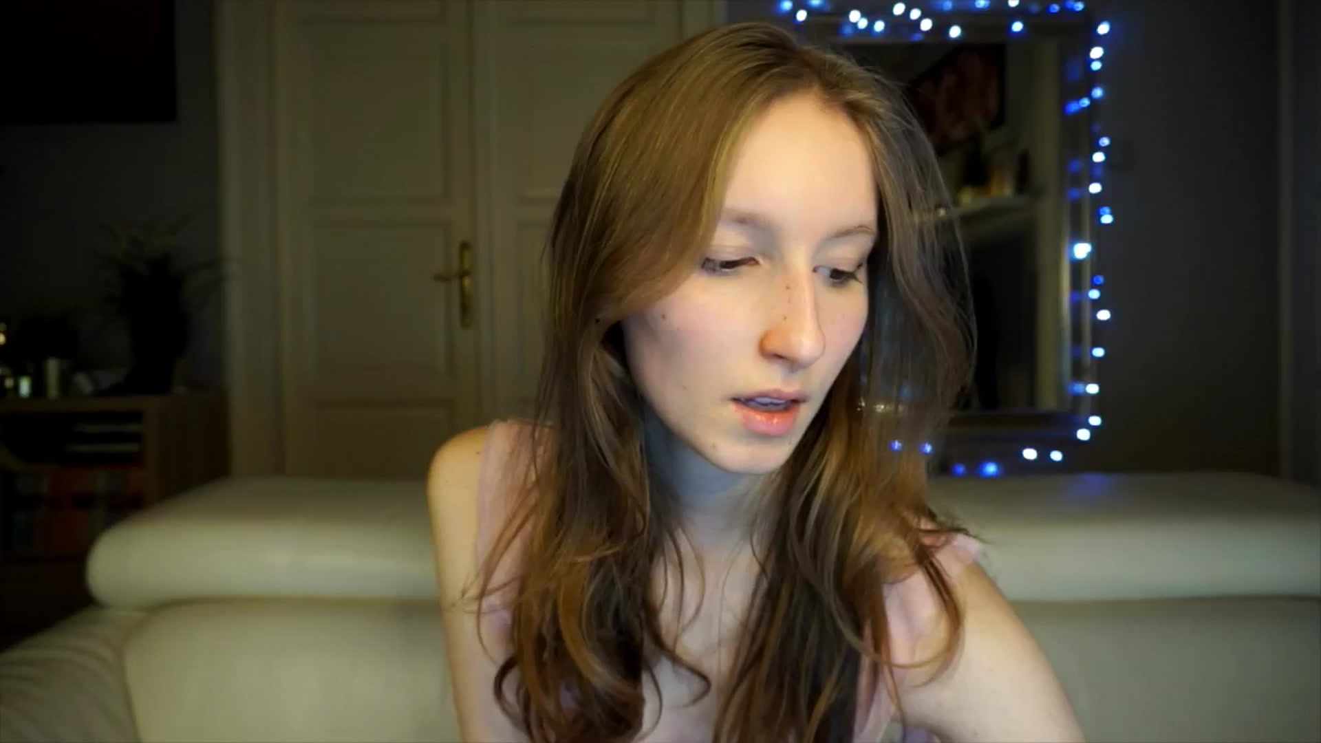 Gallery image thumbnail from Sw33t_g1rl's myfreecams stream on, 02/20/2026, 18:48 image 13 of 20