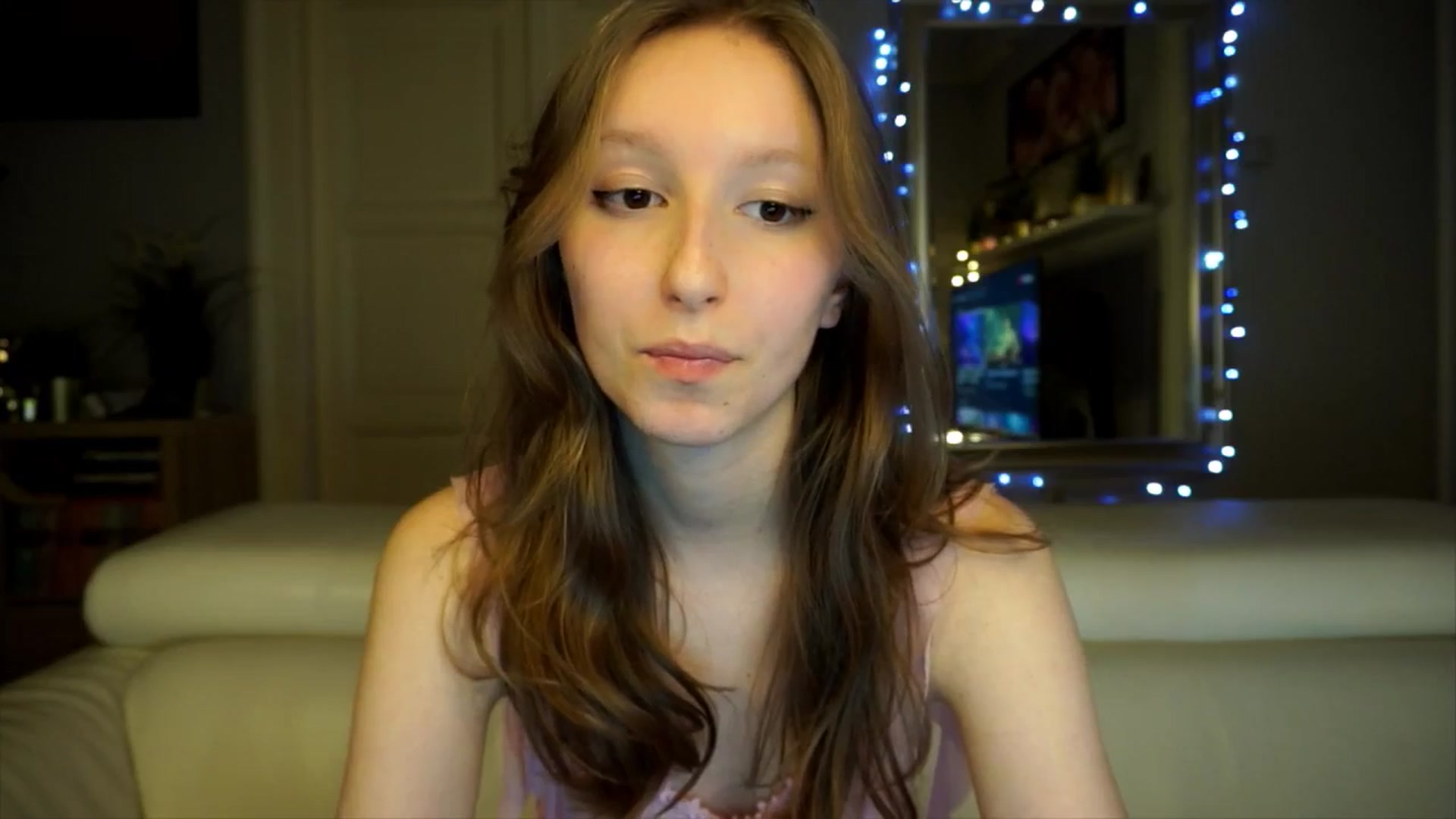 Gallery image thumbnail from Sw33t_g1rl's myfreecams stream on, 02/20/2026, 19:41 image 13 of 20