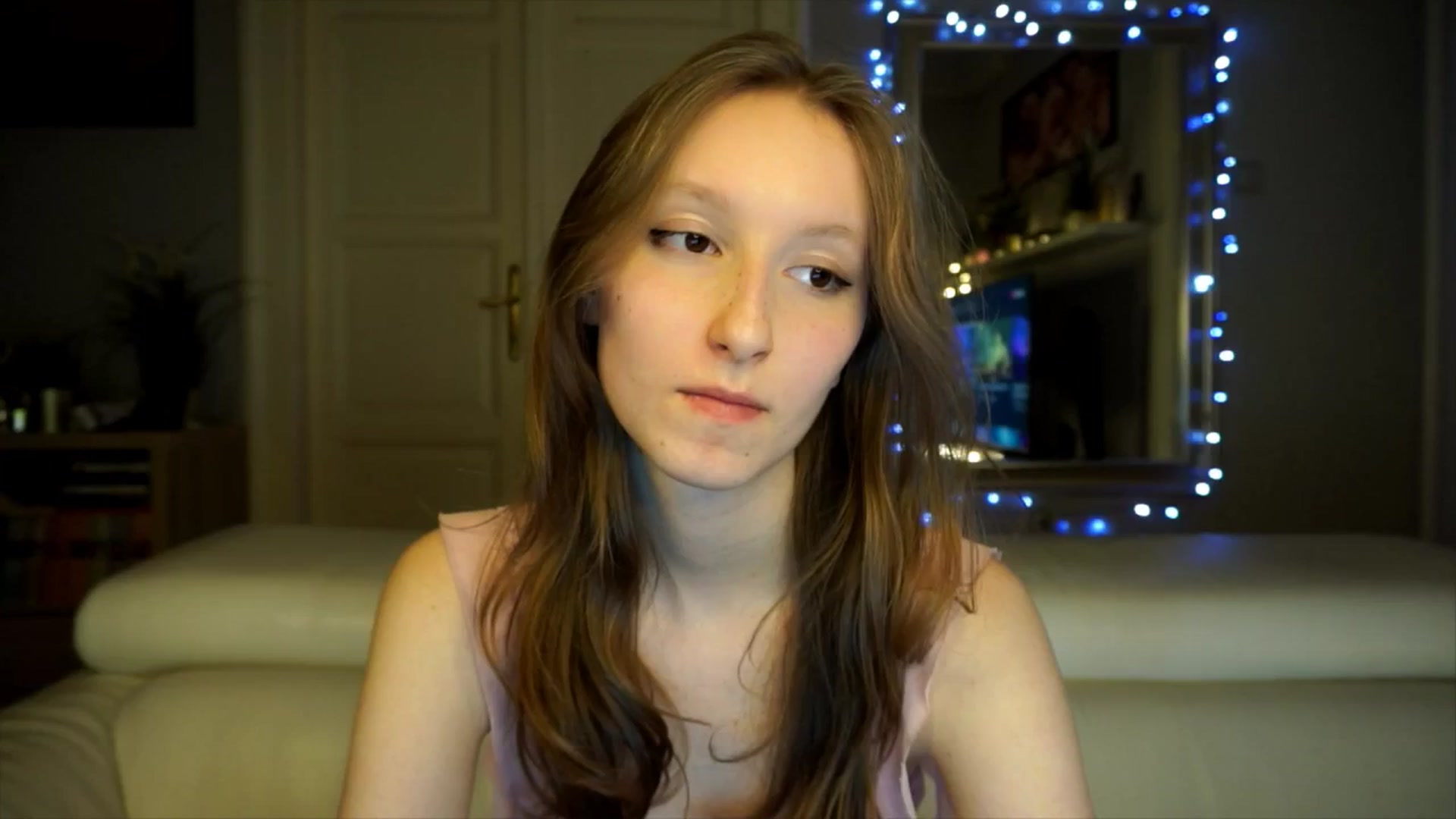 Gallery image thumbnail from Sw33t_g1rl's myfreecams stream on, 02/20/2026, 19:41 image 1 of 20