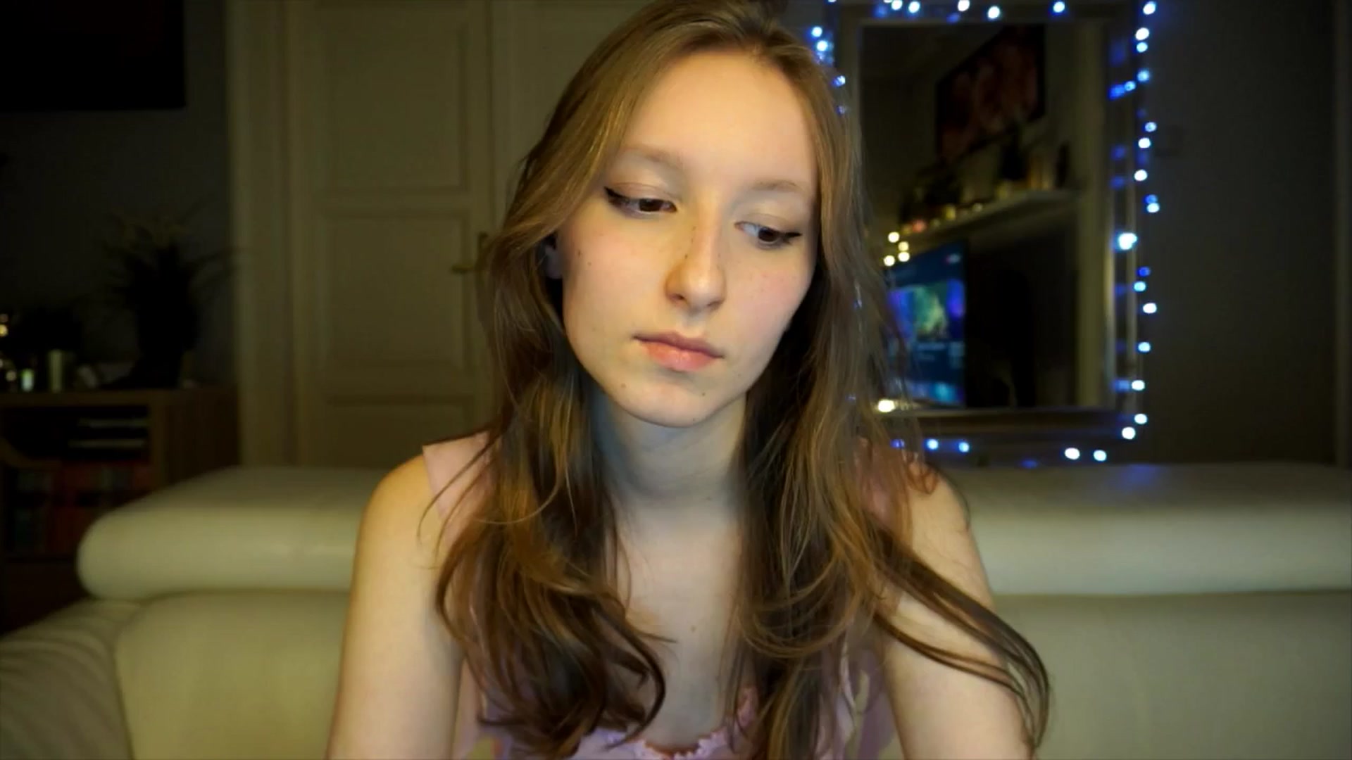 Gallery image thumbnail from Sw33t_g1rl's myfreecams stream on, 02/20/2026, 19:41 image 8 of 20