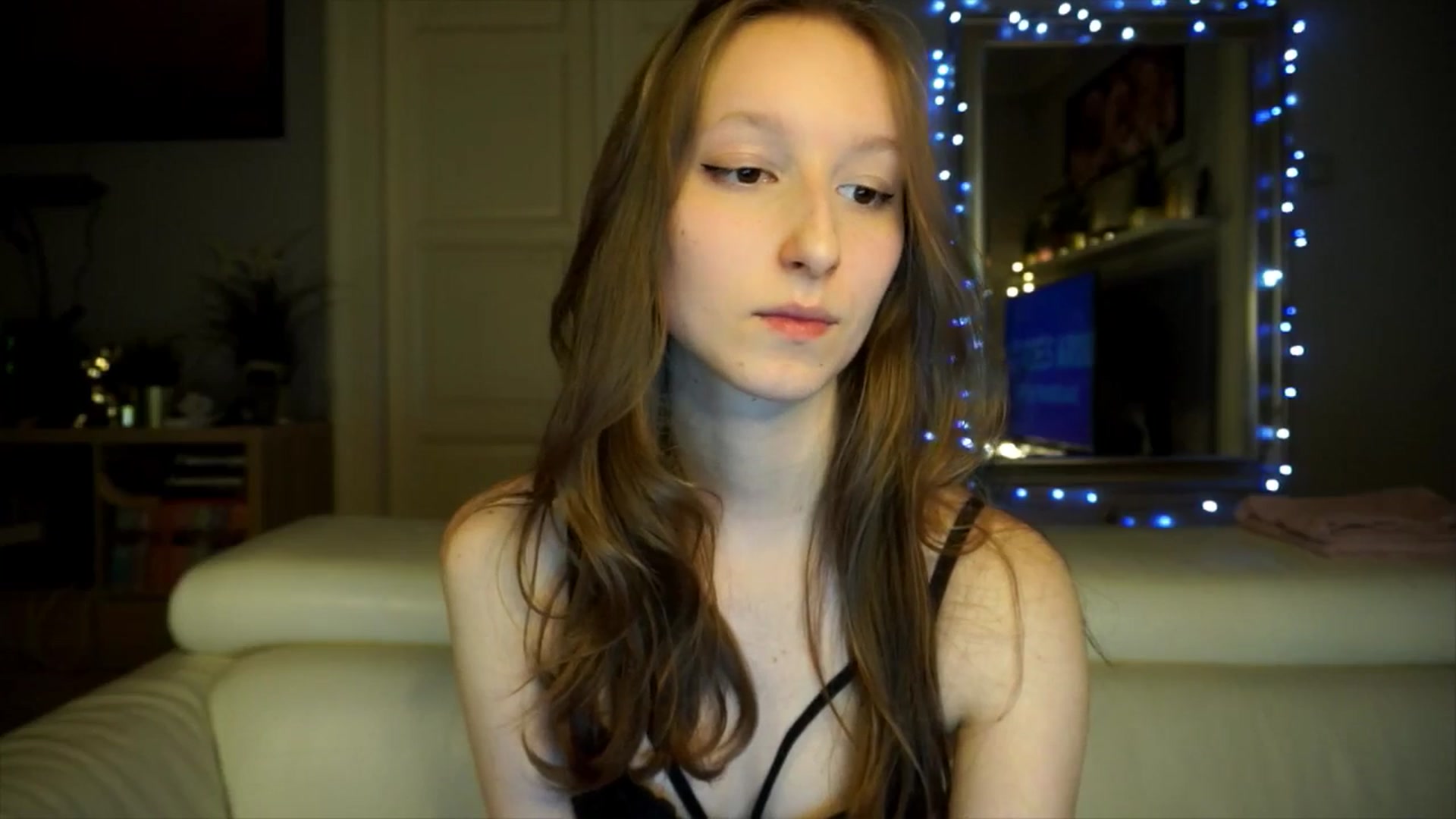 Gallery image thumbnail from Sw33t_g1rl's myfreecams stream on, 02/21/2026, 20:46 image 5 of 20