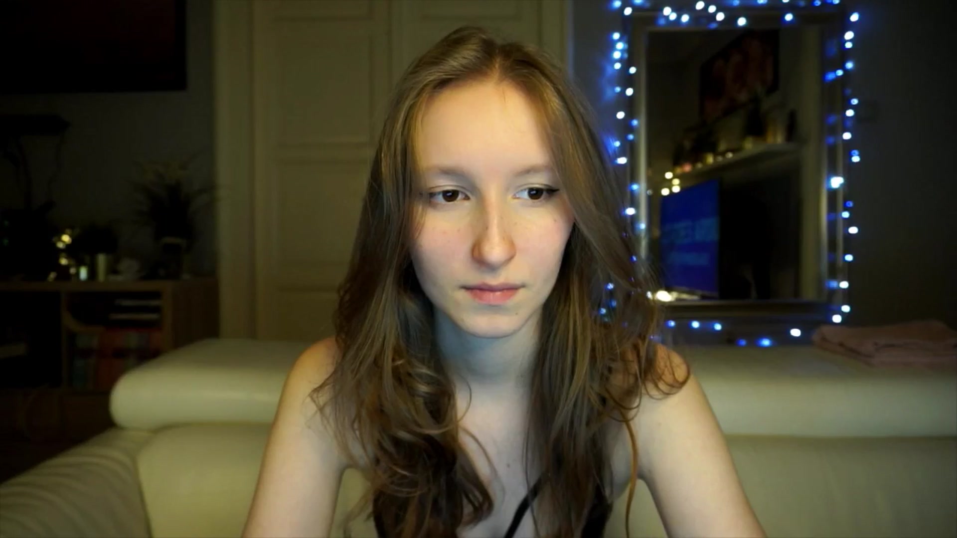 Gallery image thumbnail from Sw33t_g1rl's myfreecams stream on, 02/21/2026, 20:46 image 7 of 20