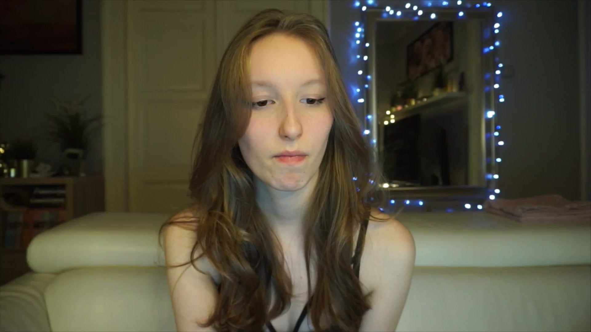 Gallery image thumbnail from Sw33t_g1rl's myfreecams stream on, 02/21/2026, 21:12 image 20 of 20