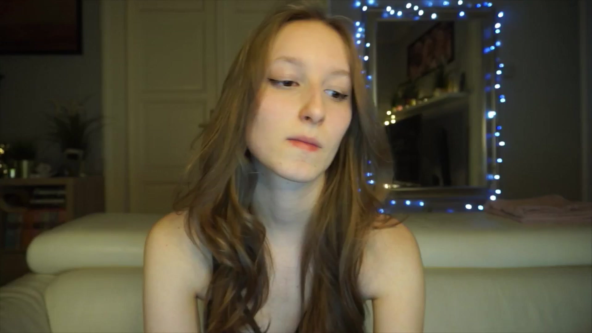 Gallery image thumbnail from Sw33t_g1rl's myfreecams stream on, 02/21/2026, 21:12 image 7 of 20