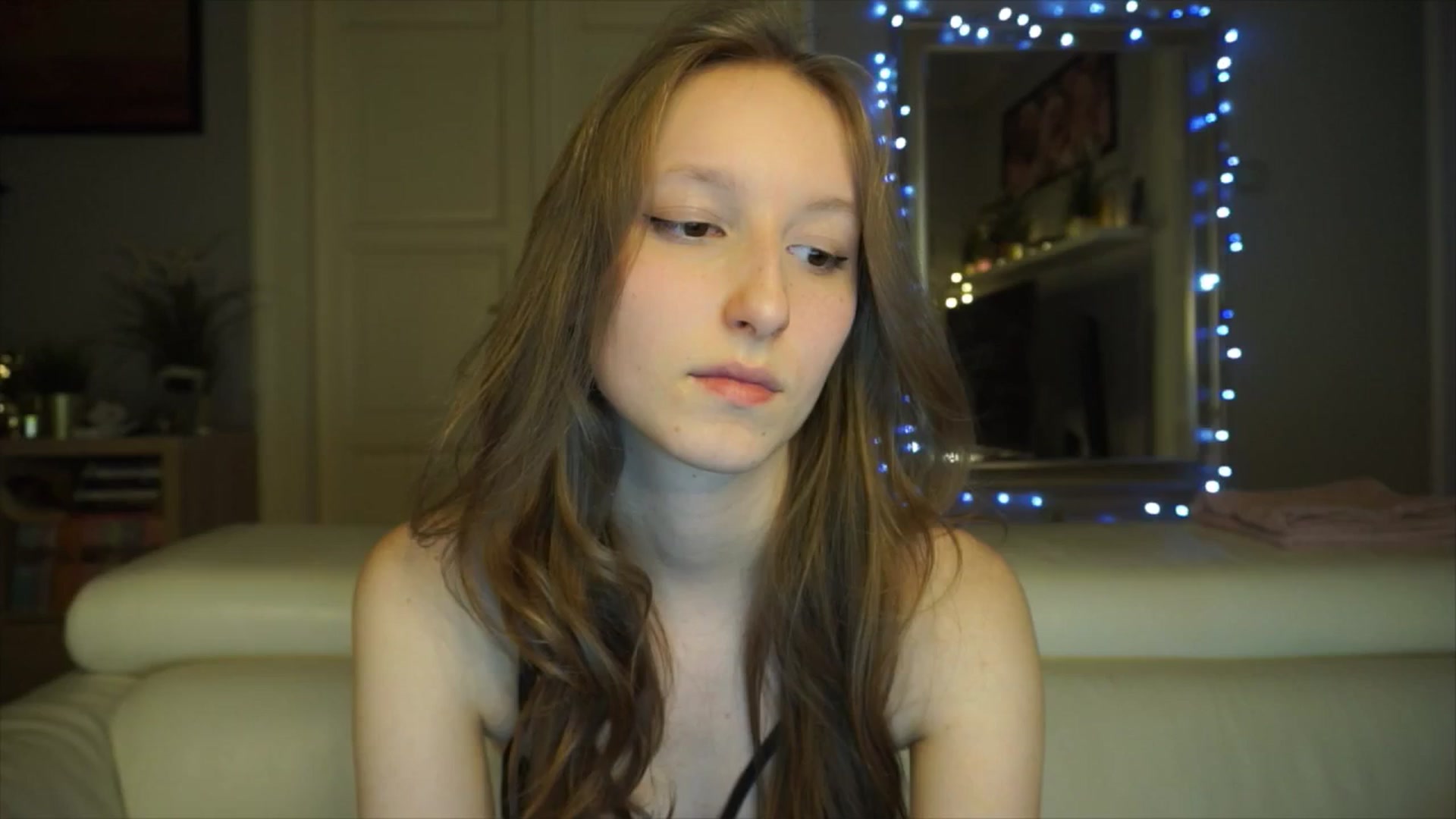 Gallery image thumbnail from Sw33t_g1rl's myfreecams stream on, 02/21/2026, 21:12 image 6 of 20