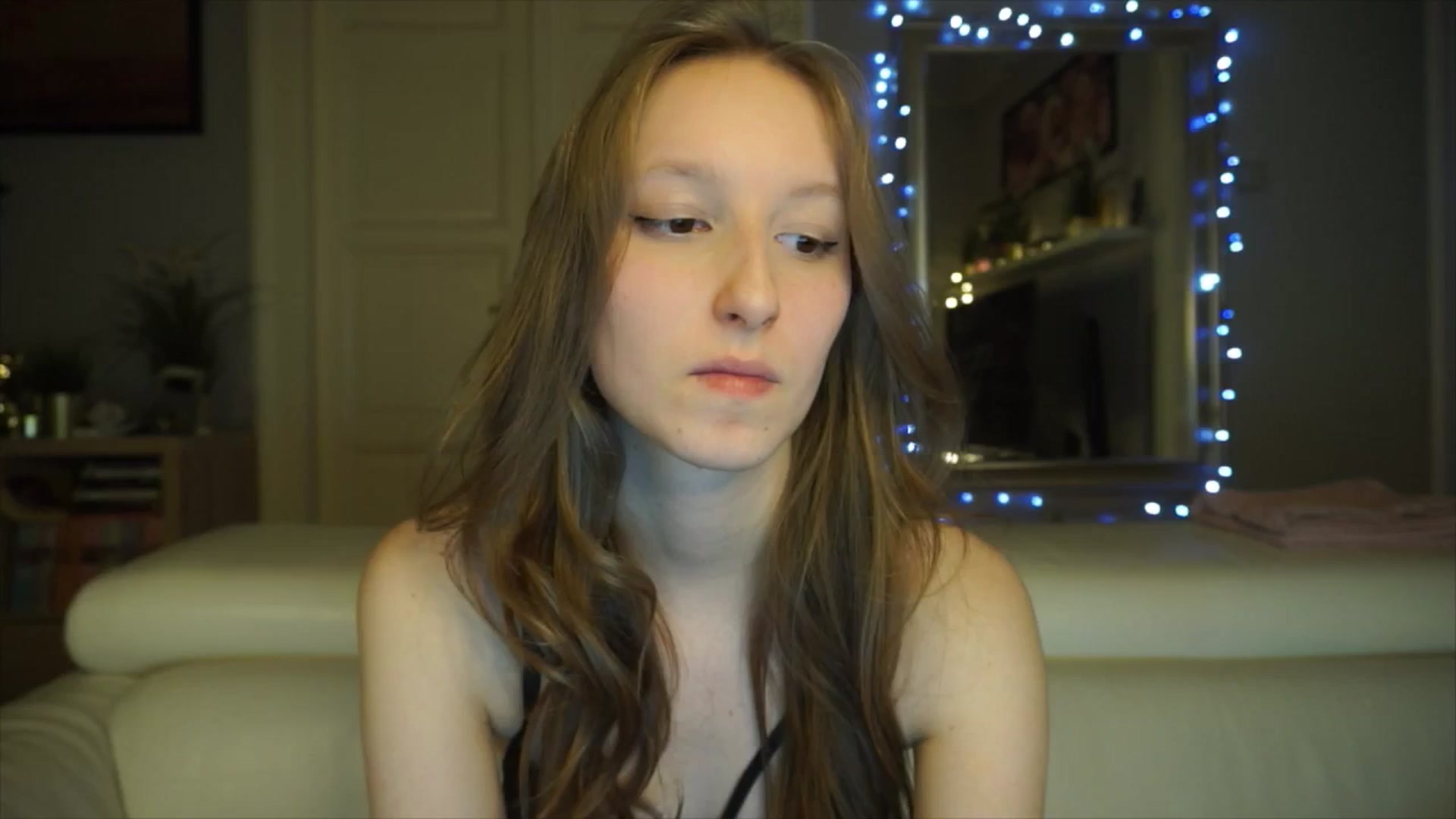 Gallery image thumbnail from Sw33t_g1rl's myfreecams stream on, 02/21/2026, 21:12 image 5 of 20