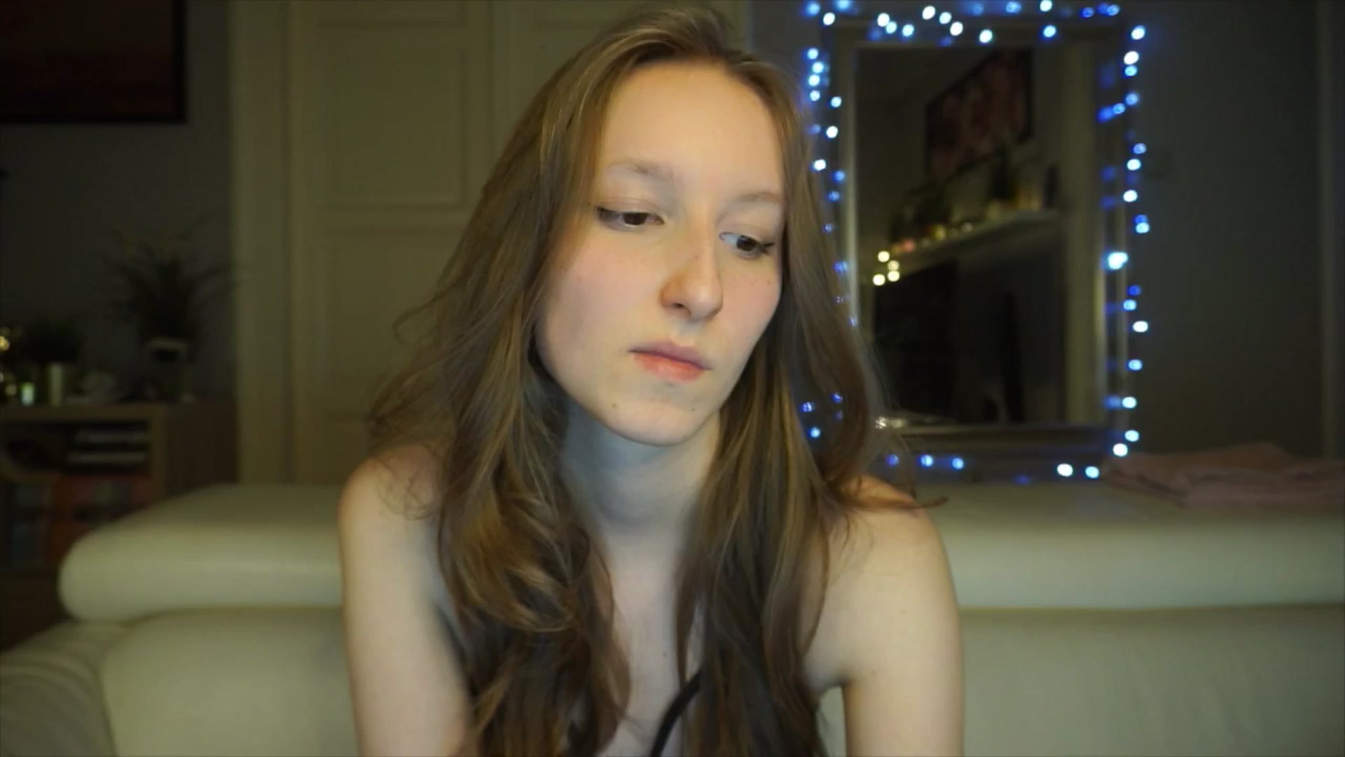 Gallery image thumbnail from Sw33t_g1rl's myfreecams stream on, 02/21/2026, 21:12 image 16 of 20