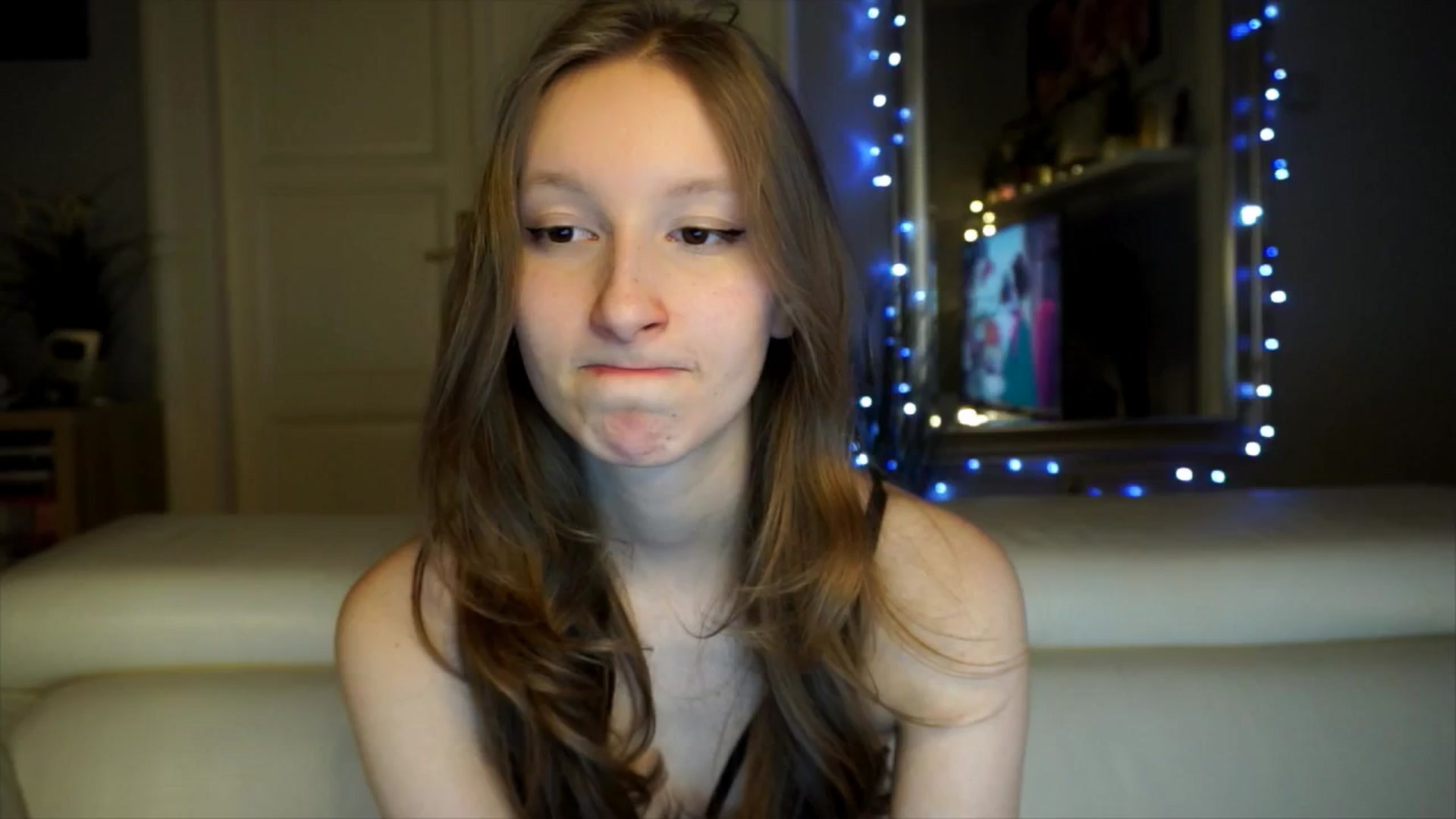 Gallery image thumbnail from Sw33t_g1rl's myfreecams stream on, 02/22/2026, 17:58 image 1 of 20