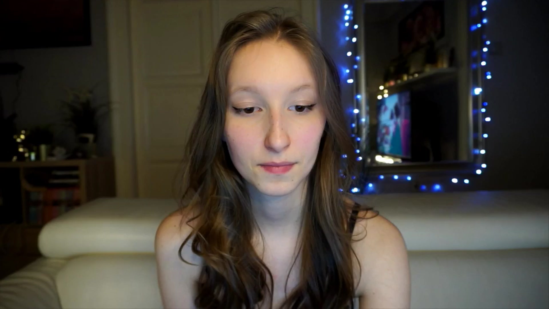 Gallery image thumbnail from Sw33t_g1rl's myfreecams stream on, 02/22/2026, 20:10 image 1 of 20
