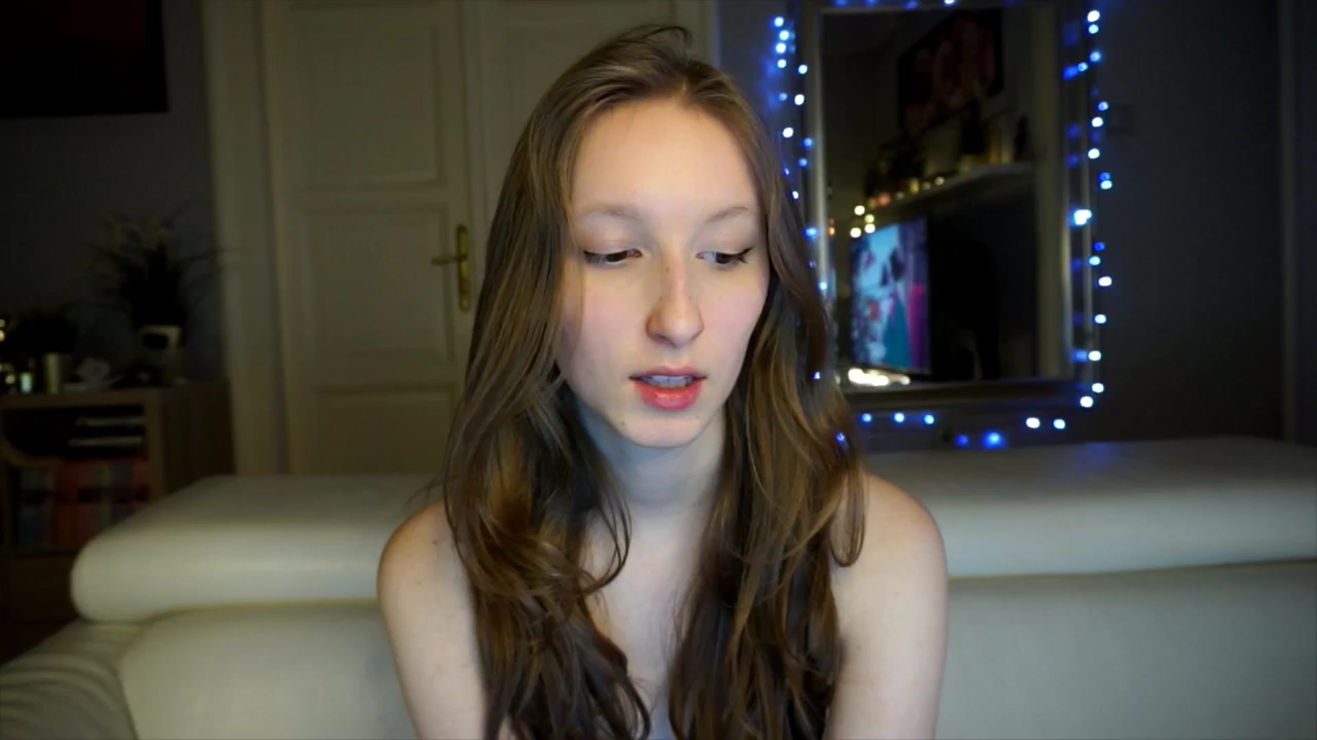 Gallery image thumbnail from Sw33t_g1rl's myfreecams stream on, 02/22/2026, 20:10 image 12 of 20