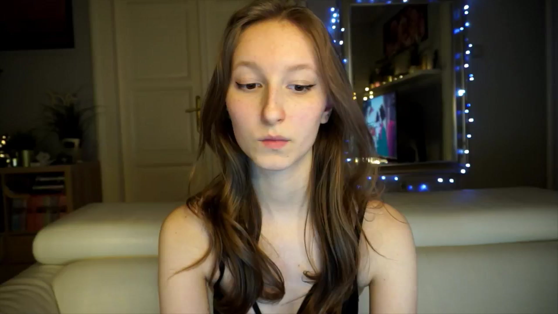 Gallery image thumbnail from Sw33t_g1rl's myfreecams stream on, 02/22/2026, 20:10 image 6 of 20