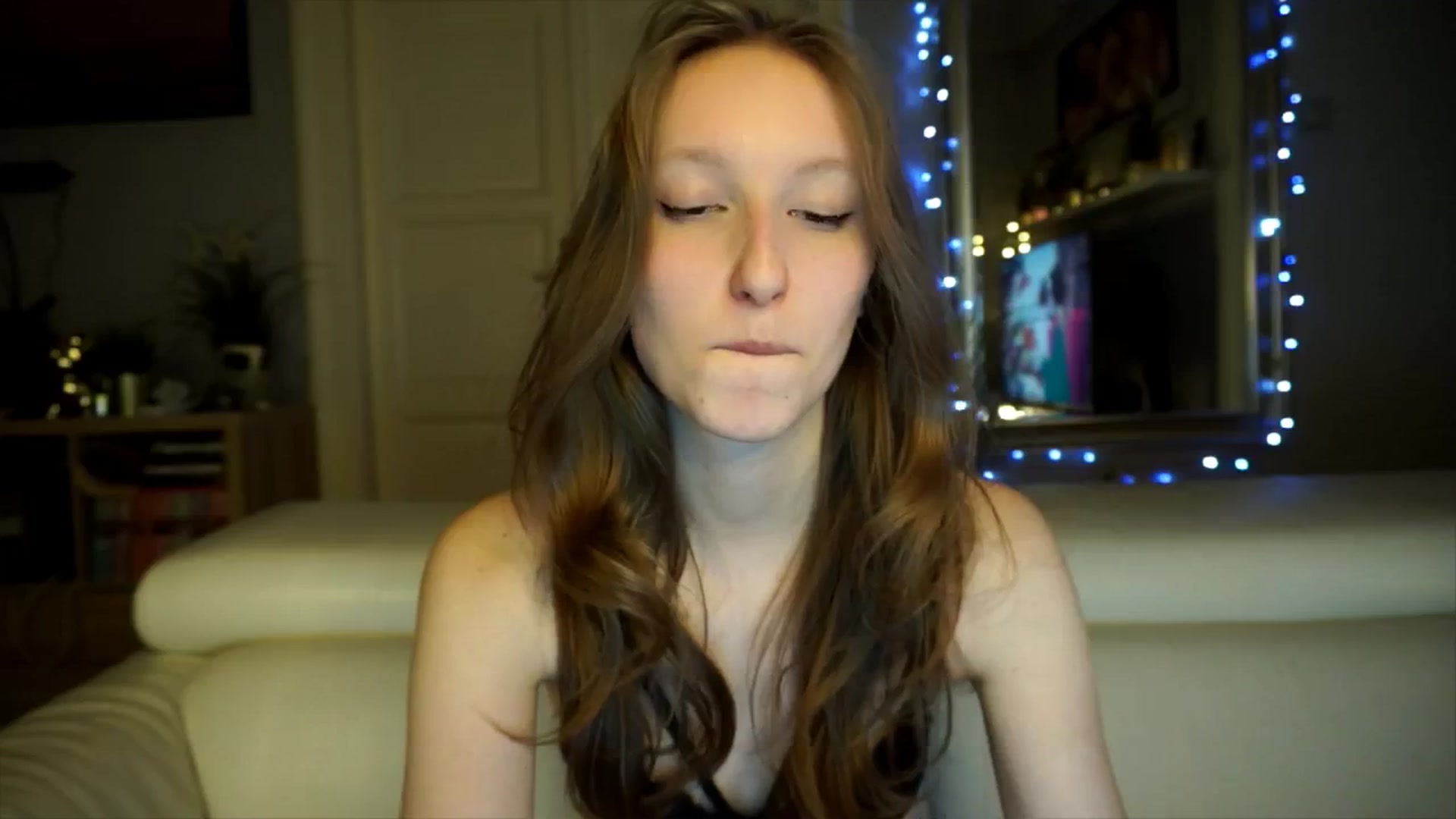 Gallery image thumbnail from Sw33t_g1rl's myfreecams stream on, 02/22/2026, 20:58 image 9 of 20