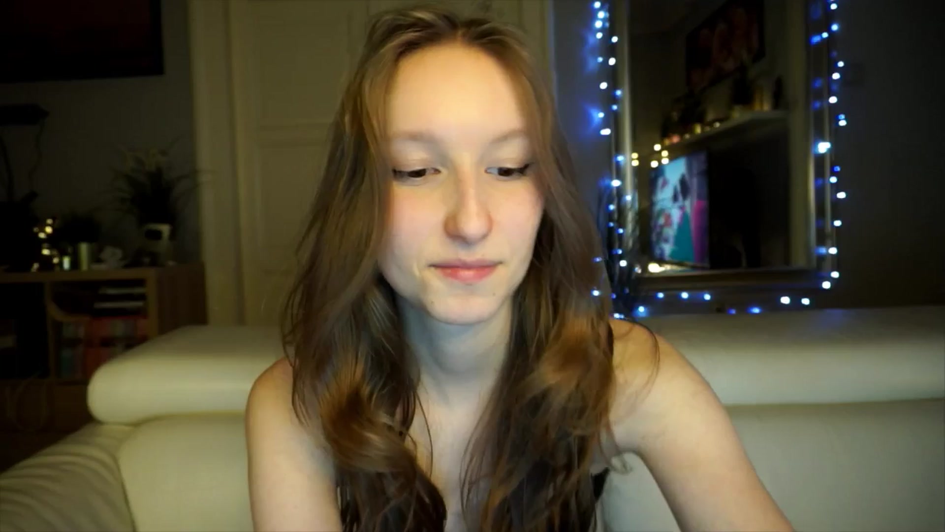 Gallery image thumbnail from Sw33t_g1rl's myfreecams stream on, 02/22/2026, 20:58 image 10 of 20
