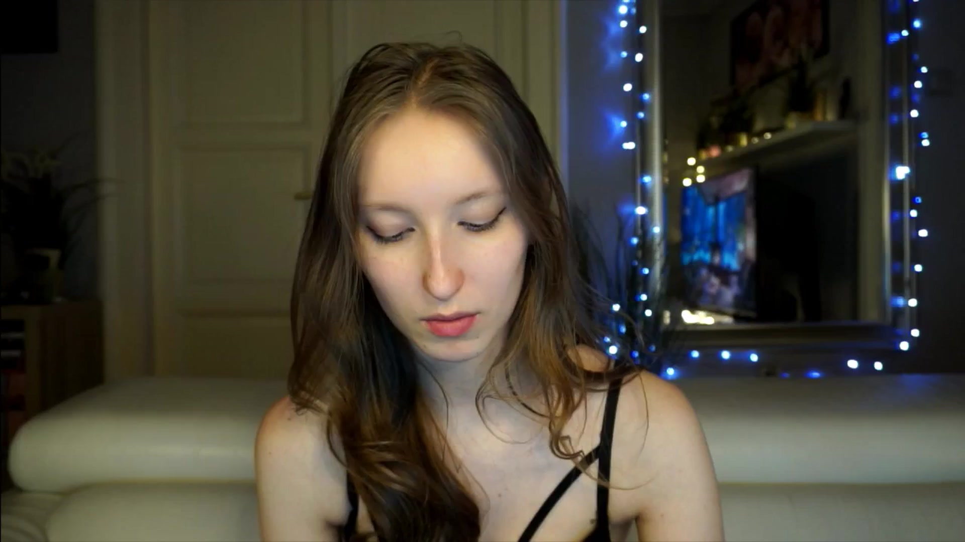 Gallery image thumbnail from Sw33t_g1rl's myfreecams stream on, 02/23/2026, 16:11 image 6 of 20