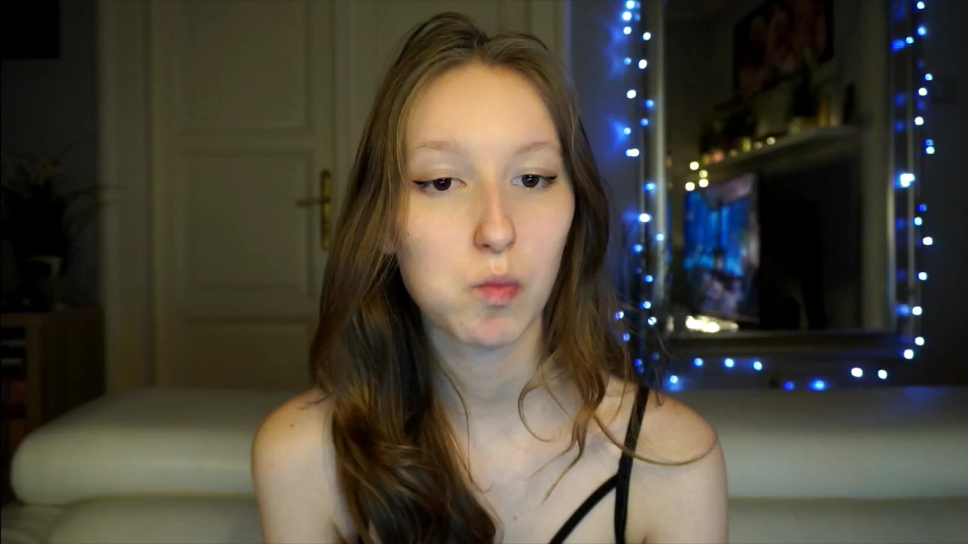 Gallery image thumbnail from Sw33t_g1rl's myfreecams stream on, 02/23/2026, 16:11 image 1 of 20
