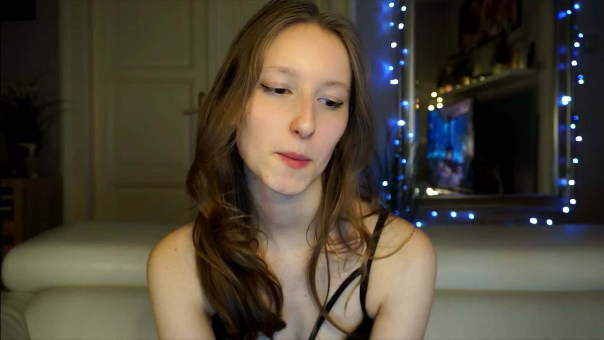 Gallery image thumbnail from Sw33t_g1rl's myfreecams stream on, 02/23/2026, 16:11 image 17 of 20