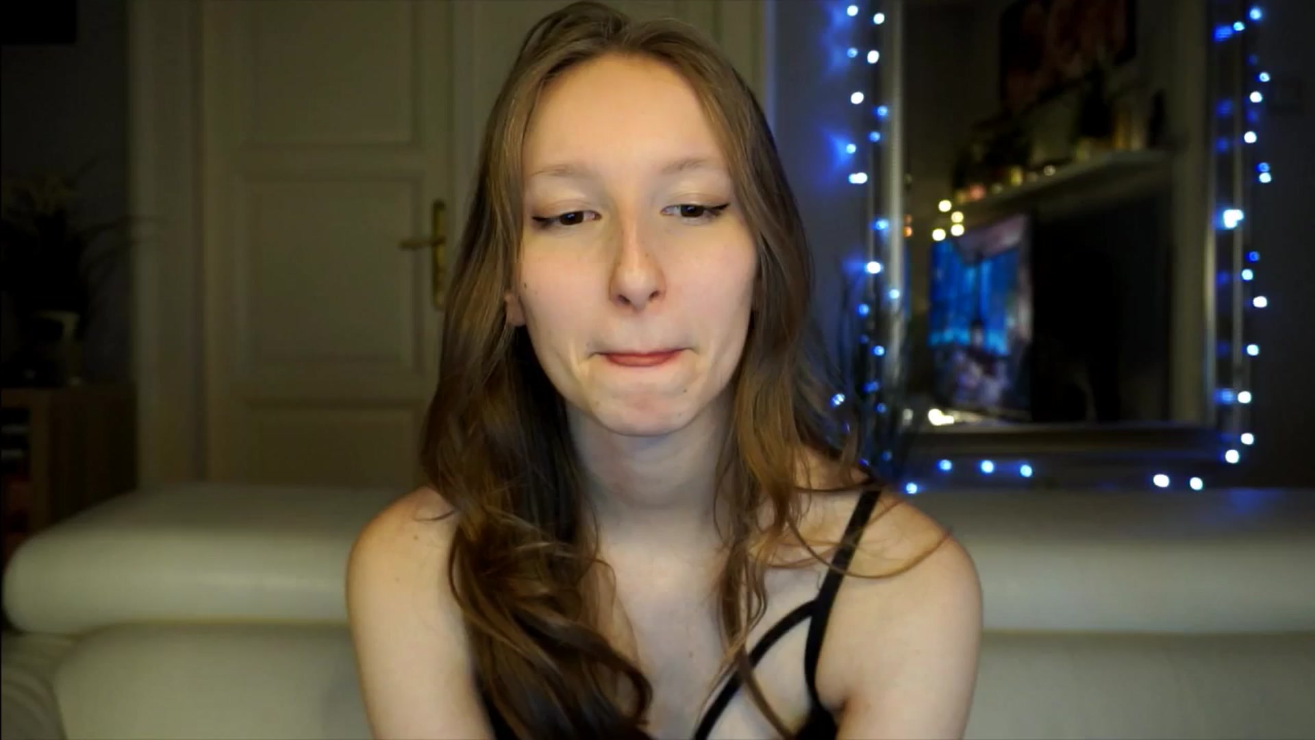 Gallery image thumbnail from Sw33t_g1rl's myfreecams stream on, 02/23/2026, 16:11 image 18 of 20