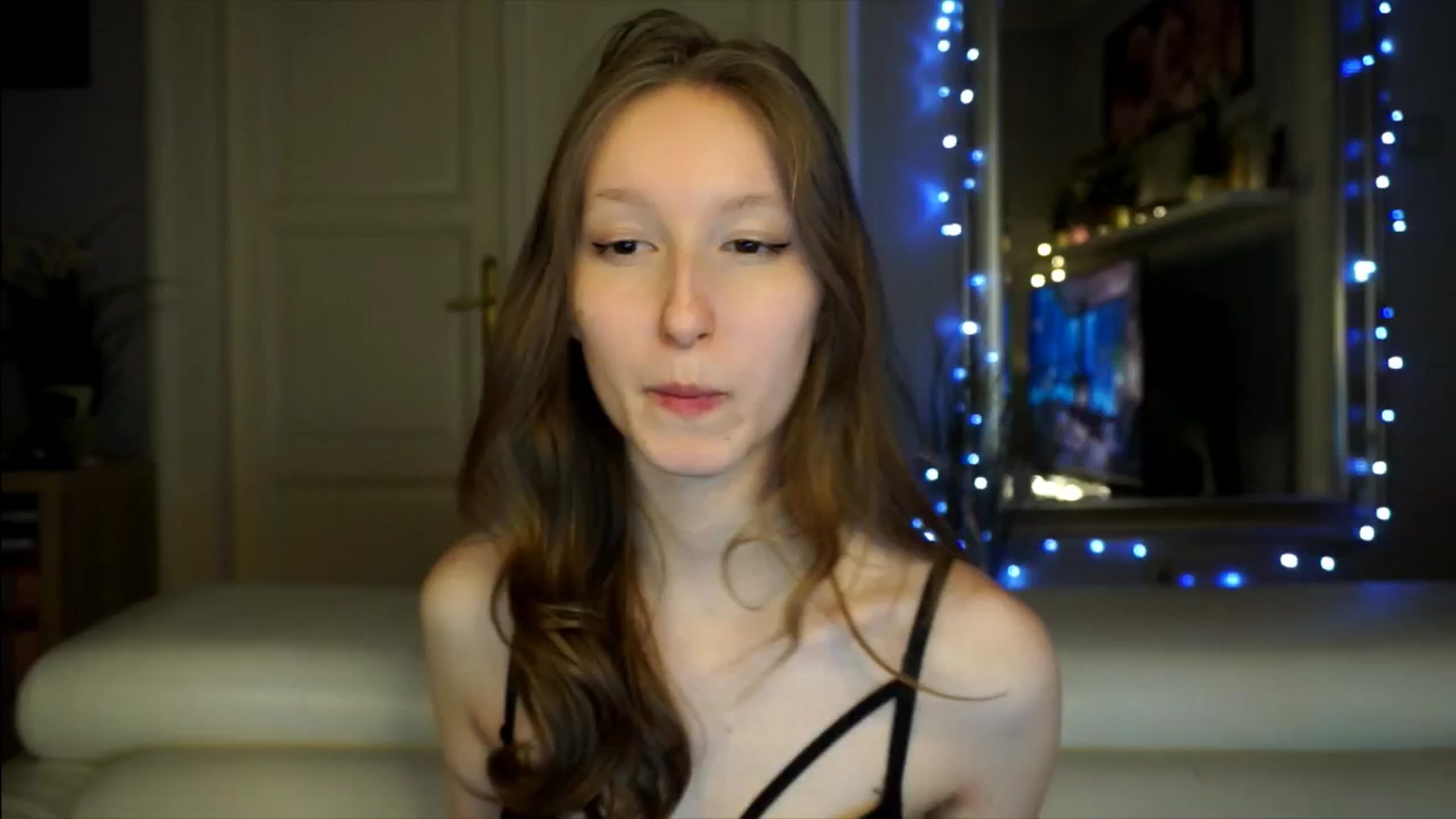Gallery image thumbnail from Sw33t_g1rl's myfreecams stream on, 02/23/2026, 16:11 image 2 of 20