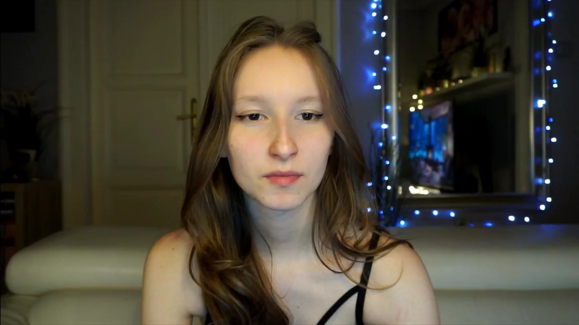 Gallery image thumbnail from Sw33t_g1rl's myfreecams stream on, 02/23/2026, 16:11 image 7 of 20