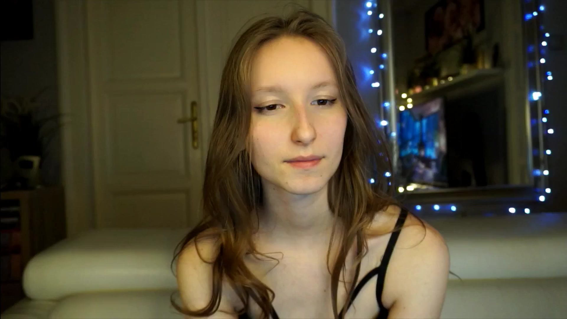 Gallery image thumbnail from Sw33t_g1rl's myfreecams stream on, 02/23/2026, 16:49 image 15 of 20