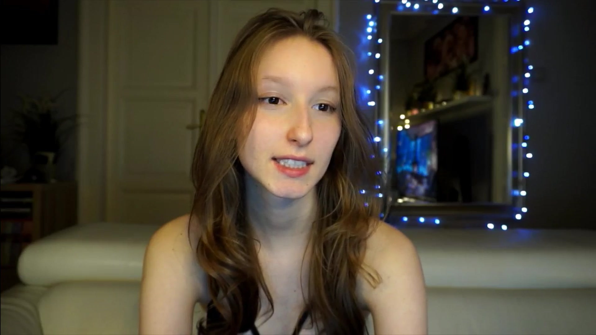 Gallery image thumbnail from Sw33t_g1rl's myfreecams stream on, 02/23/2026, 18:46 image 5 of 20