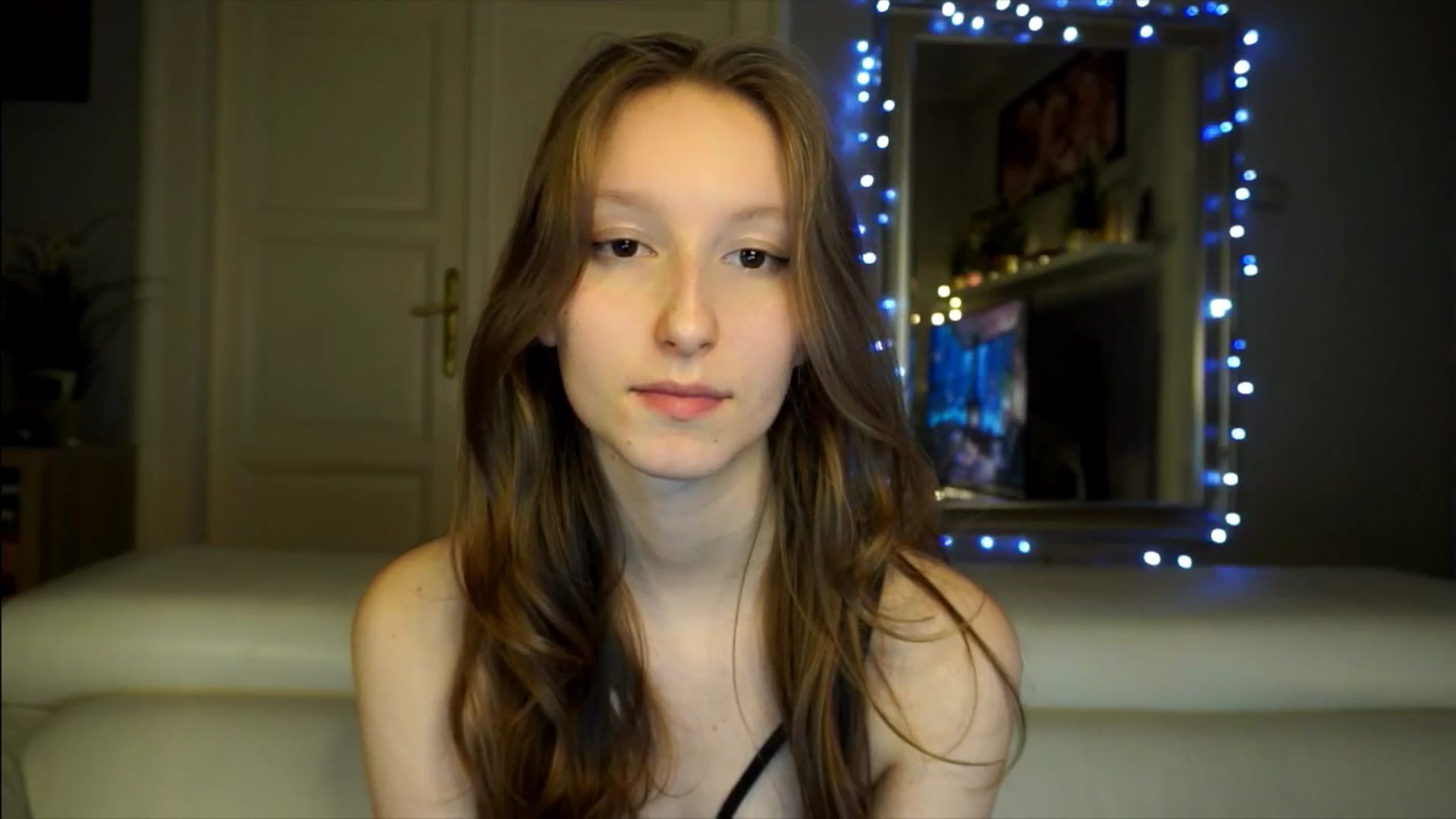 Gallery image thumbnail from Sw33t_g1rl's myfreecams stream on, 02/23/2026, 18:46 image 16 of 20