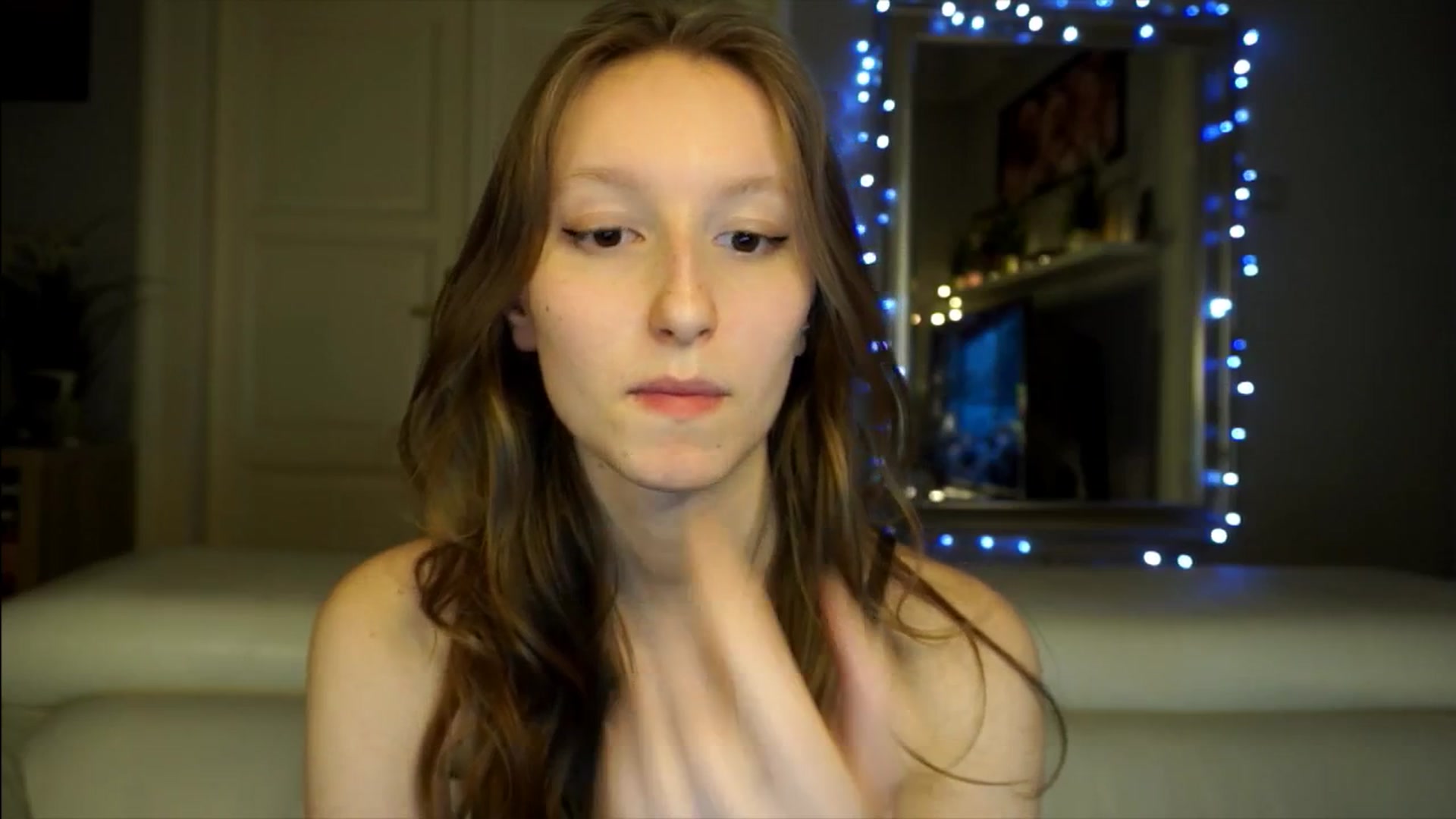 Gallery image thumbnail from Sw33t_g1rl's myfreecams stream on, 02/23/2026, 18:46 image 17 of 20