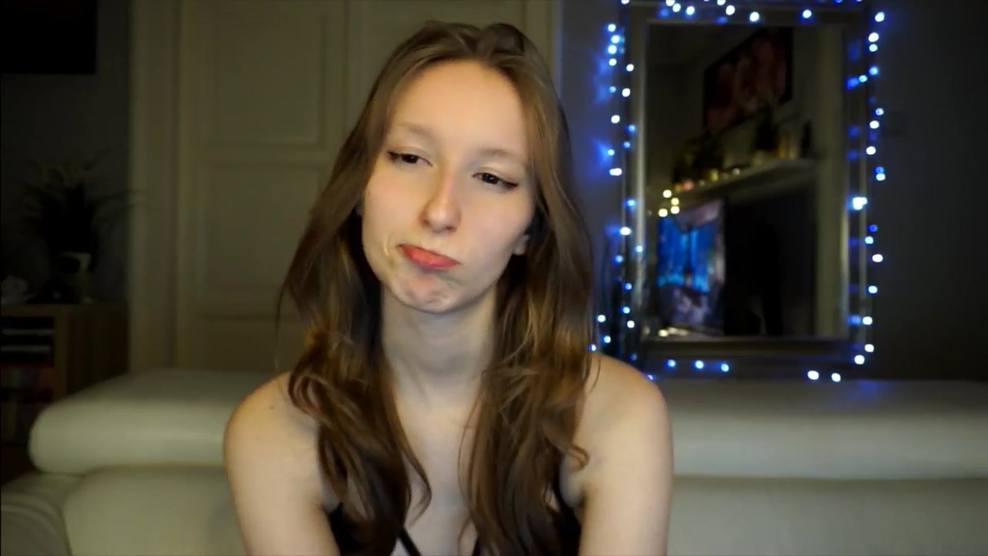 Gallery image thumbnail from Sw33t_g1rl's myfreecams stream on, 02/23/2026, 18:46 image 6 of 20