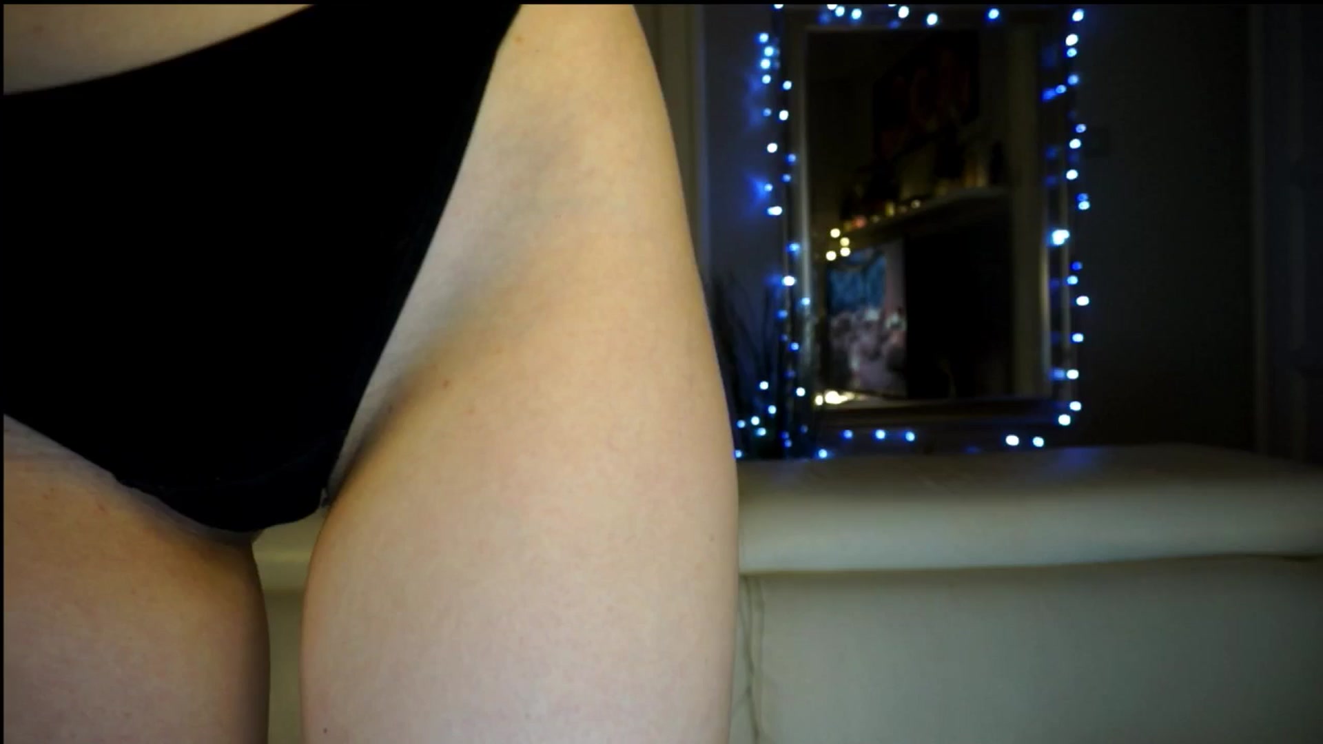 Gallery image thumbnail from Sw33t_g1rl's myfreecams stream on, 02/25/2026, 24:13 image 20 of 20