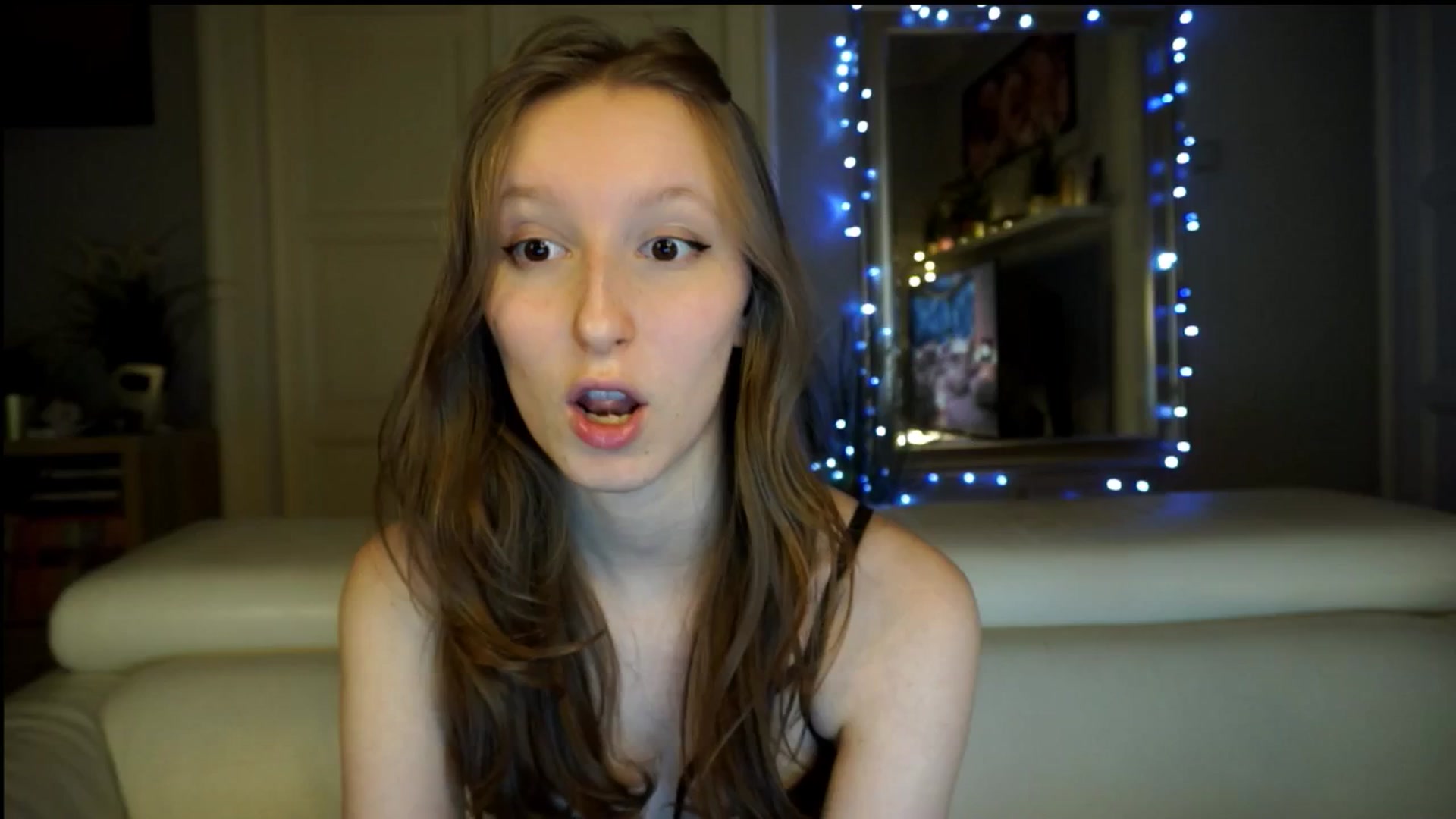 Gallery image thumbnail from Sw33t_g1rl's myfreecams stream on, 02/25/2026, 24:13 image 10 of 20