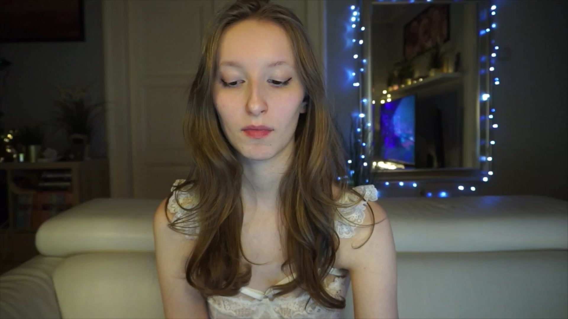 Gallery image thumbnail from Sw33t_g1rl's myfreecams stream on, 02/27/2026, 20:40 image 11 of 20